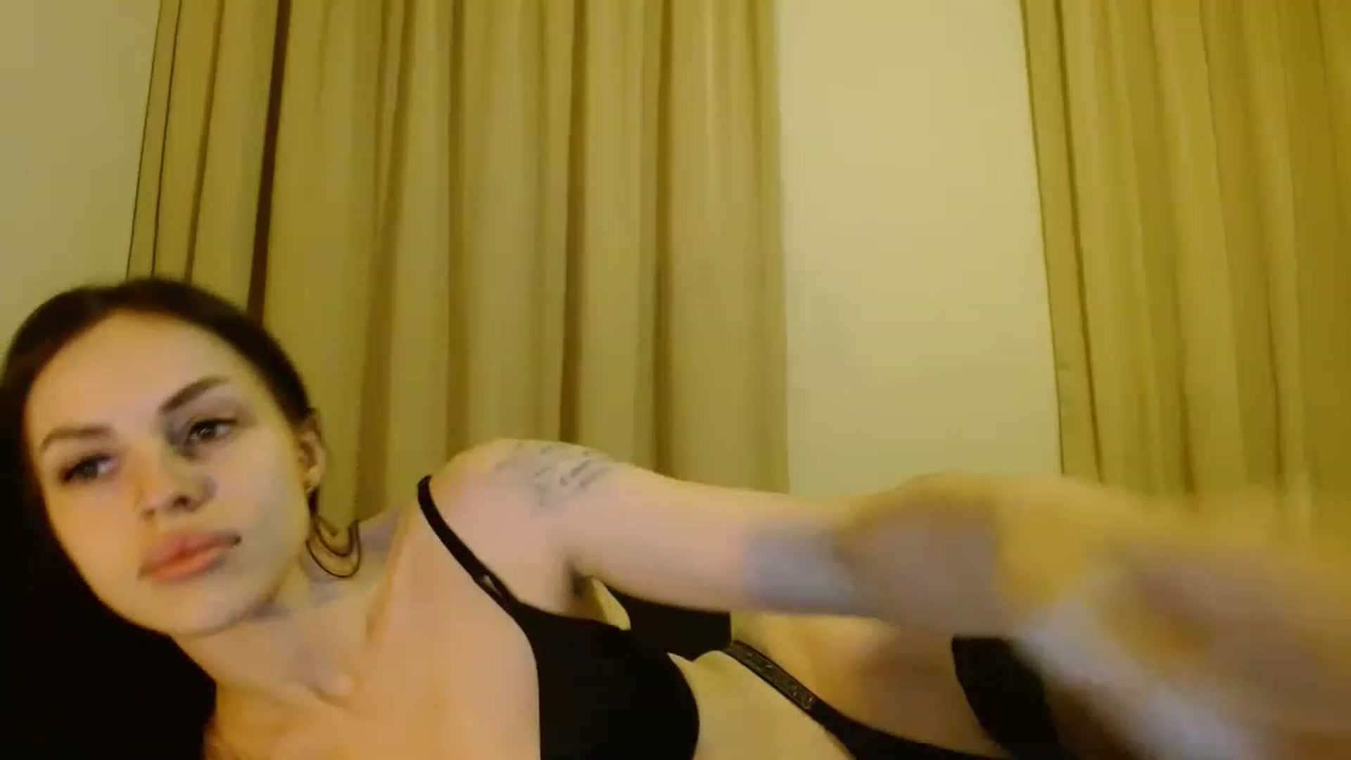 Gallery image thumbnail from Sonyabrage's myfreecams stream on, 12/07/2022, 02:30 image 7 of 20