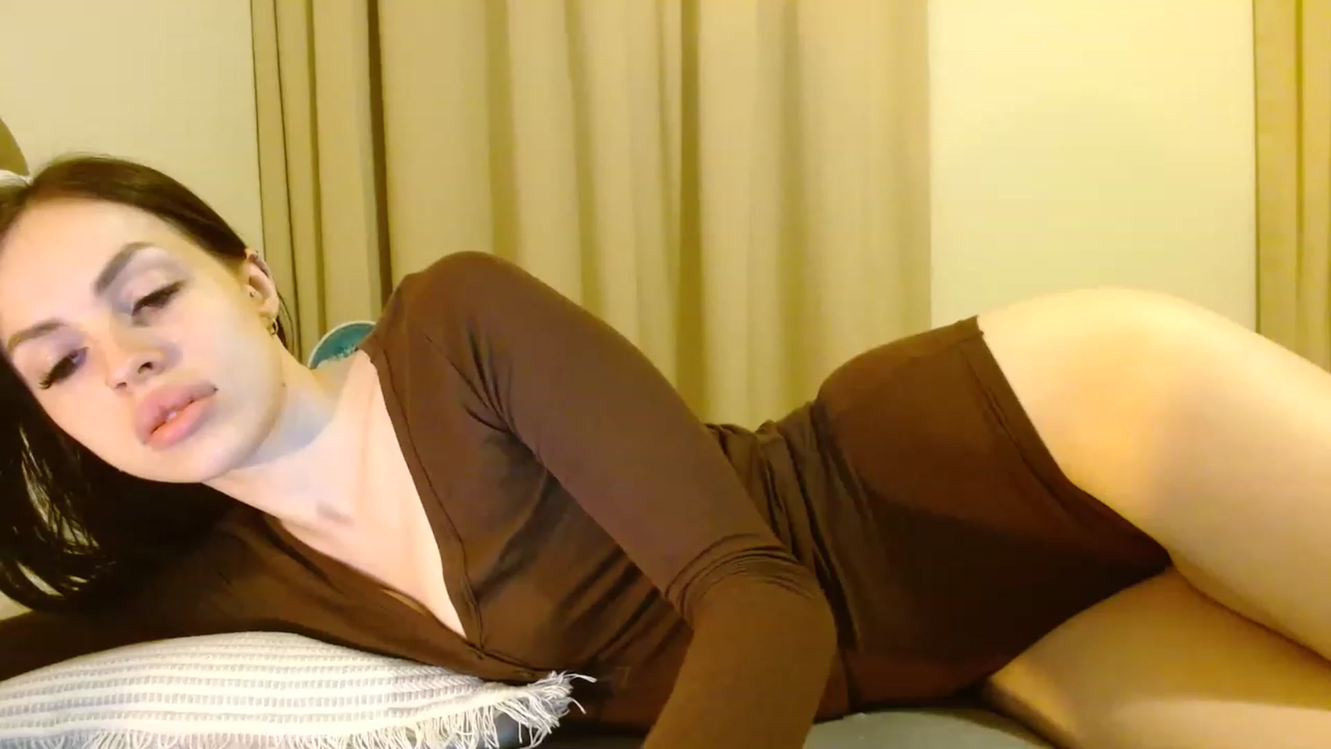 Gallery image thumbnail from Sonyabrage's myfreecams stream on, 12/07/2022, 16:58 image 9 of 20