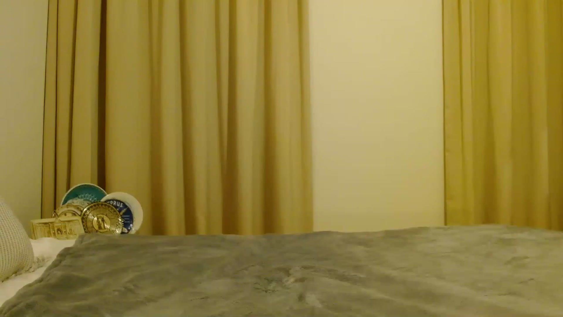 Gallery image thumbnail from Sonyabrage's myfreecams stream on, 12/09/2022, 18:31 image 20 of 20