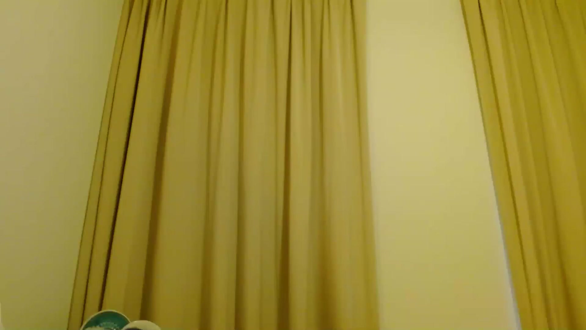 Gallery image thumbnail from Sonyabrage's myfreecams stream on, 12/14/2022, 22:43 image 10 of 20