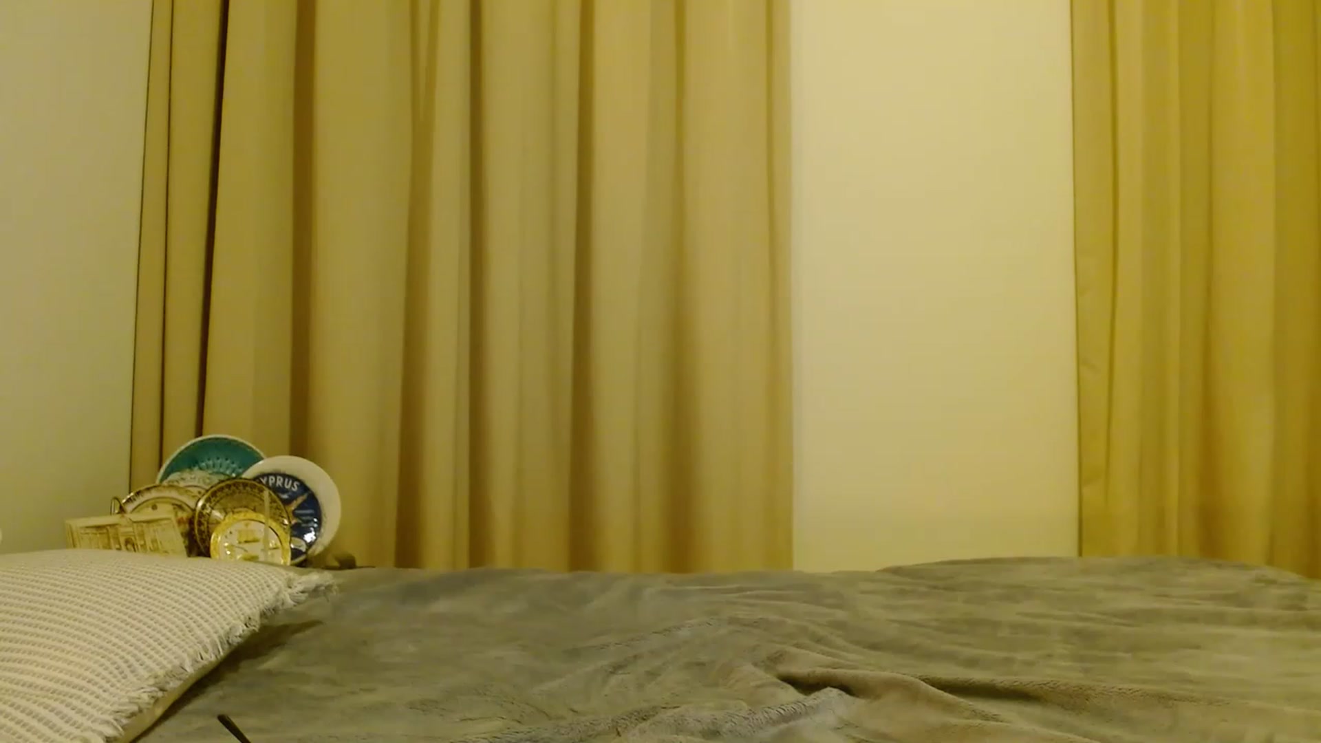 Gallery image thumbnail from Sonyabrage's myfreecams stream on, 12/16/2022, 21:33 image 19 of 20