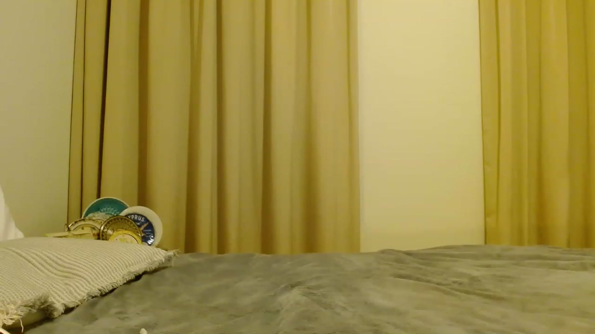 Gallery image thumbnail from Sonyabrage's myfreecams stream on, 12/17/2022, 01:34 image 16 of 20