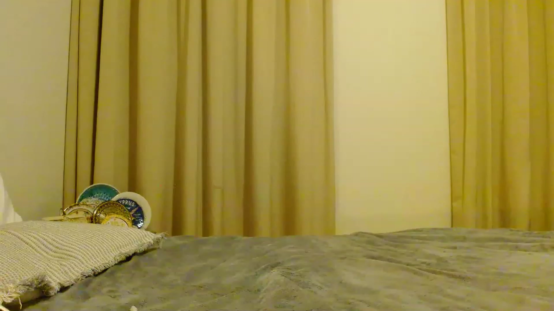 Gallery image thumbnail from Sonyabrage's myfreecams stream on, 12/17/2022, 01:34 image 10 of 20