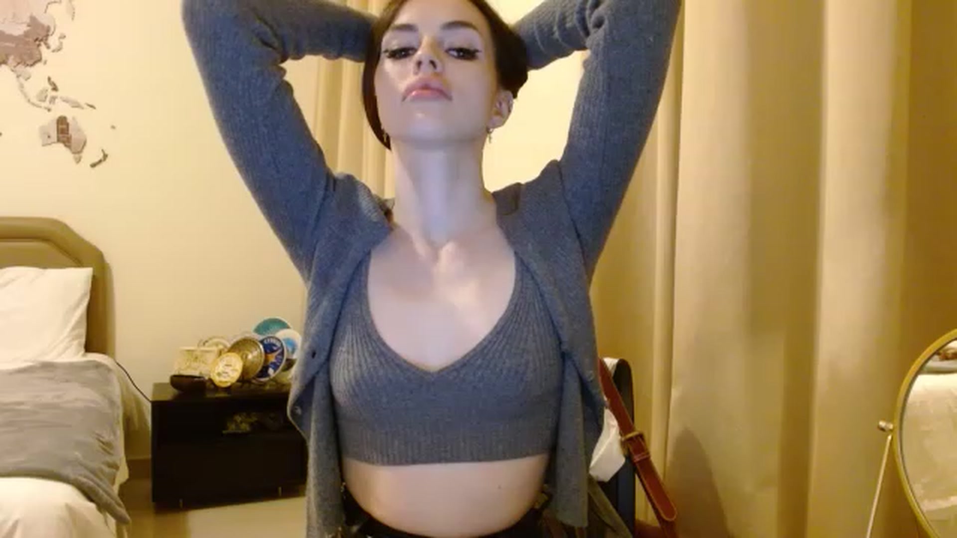 Gallery image thumbnail from Sonyabrage's myfreecams stream on, 12/19/2022, 02:36 image 14 of 20