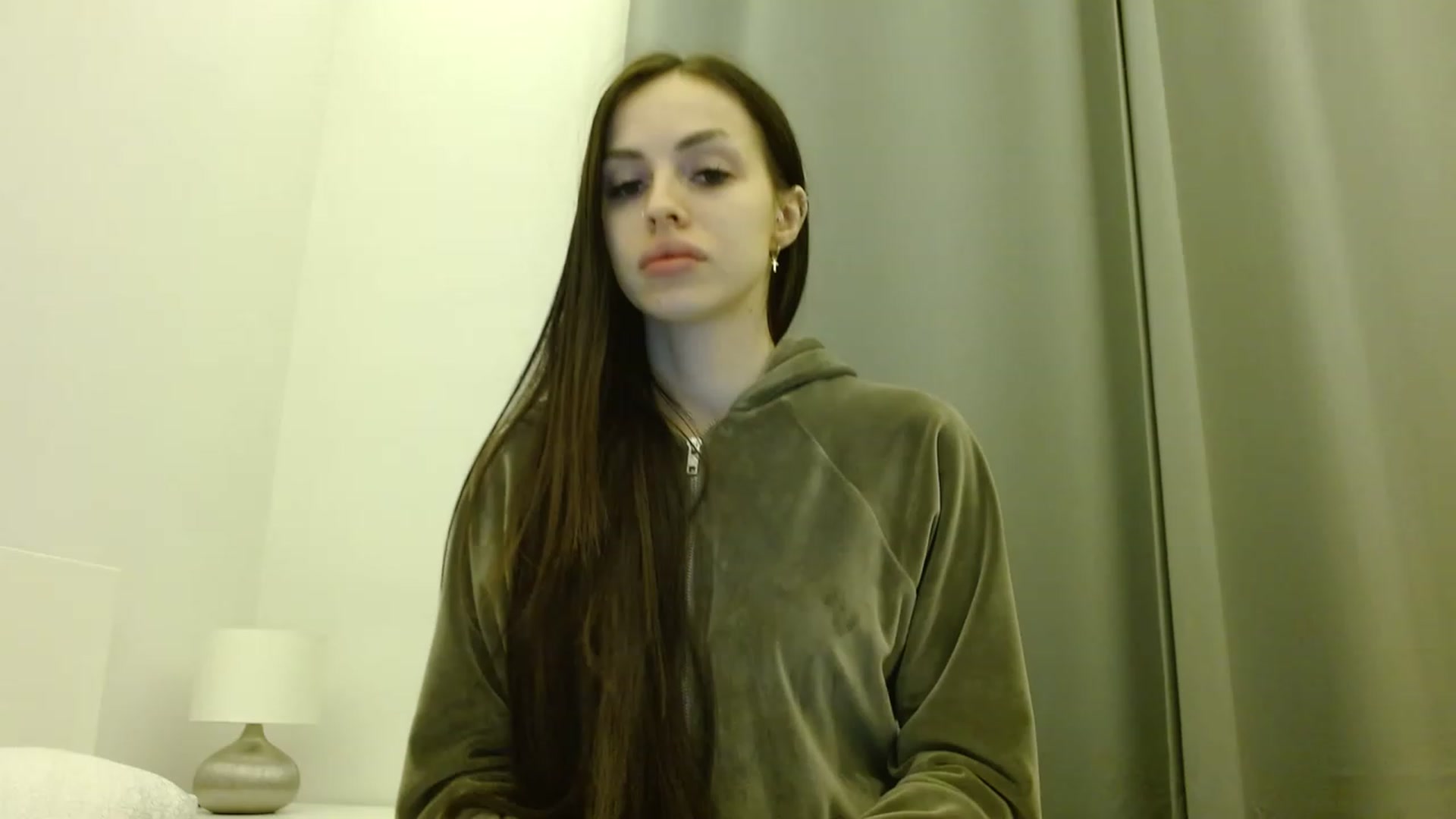 Gallery image thumbnail from Sonyabrage's myfreecams stream on, 12/21/2022, 16:32 image 1 of 20
