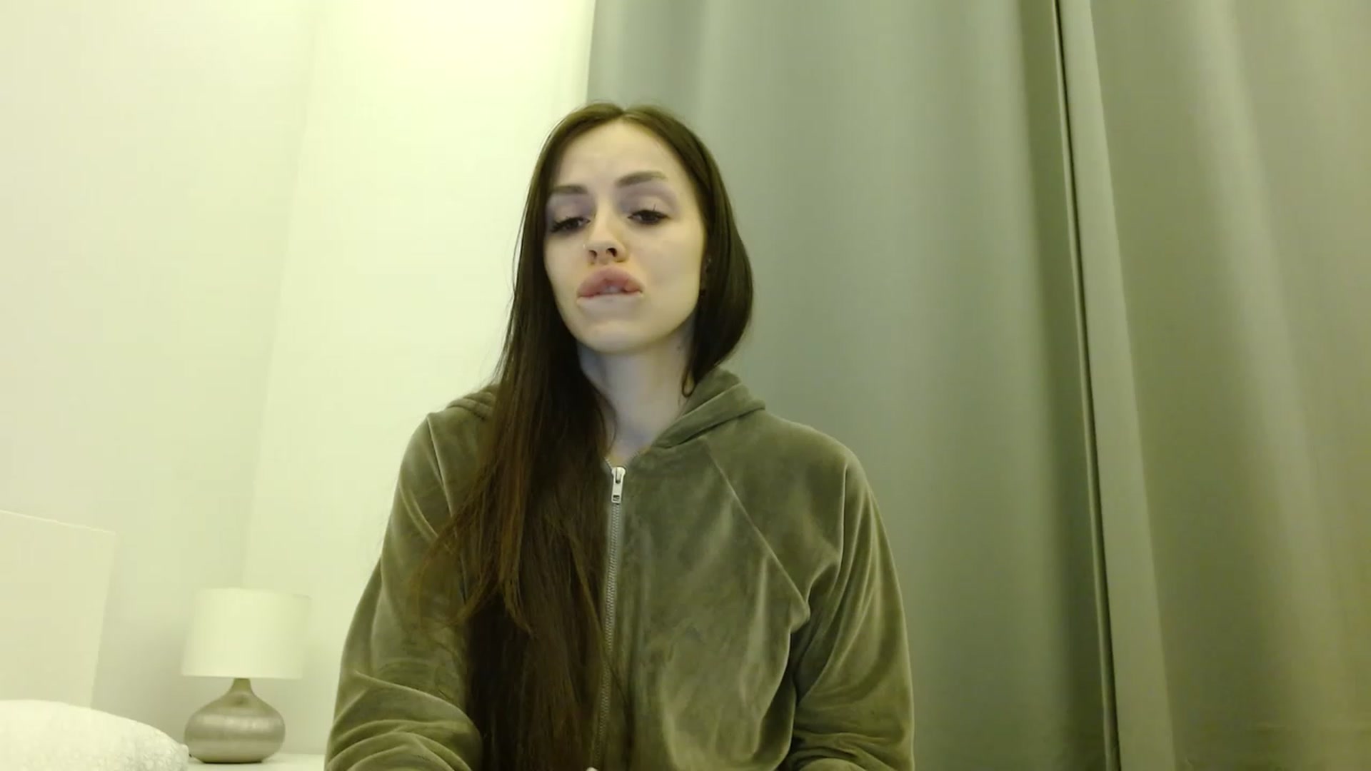 Gallery image thumbnail from Sonyabrage's myfreecams stream on, 12/21/2022, 16:32 image 7 of 20