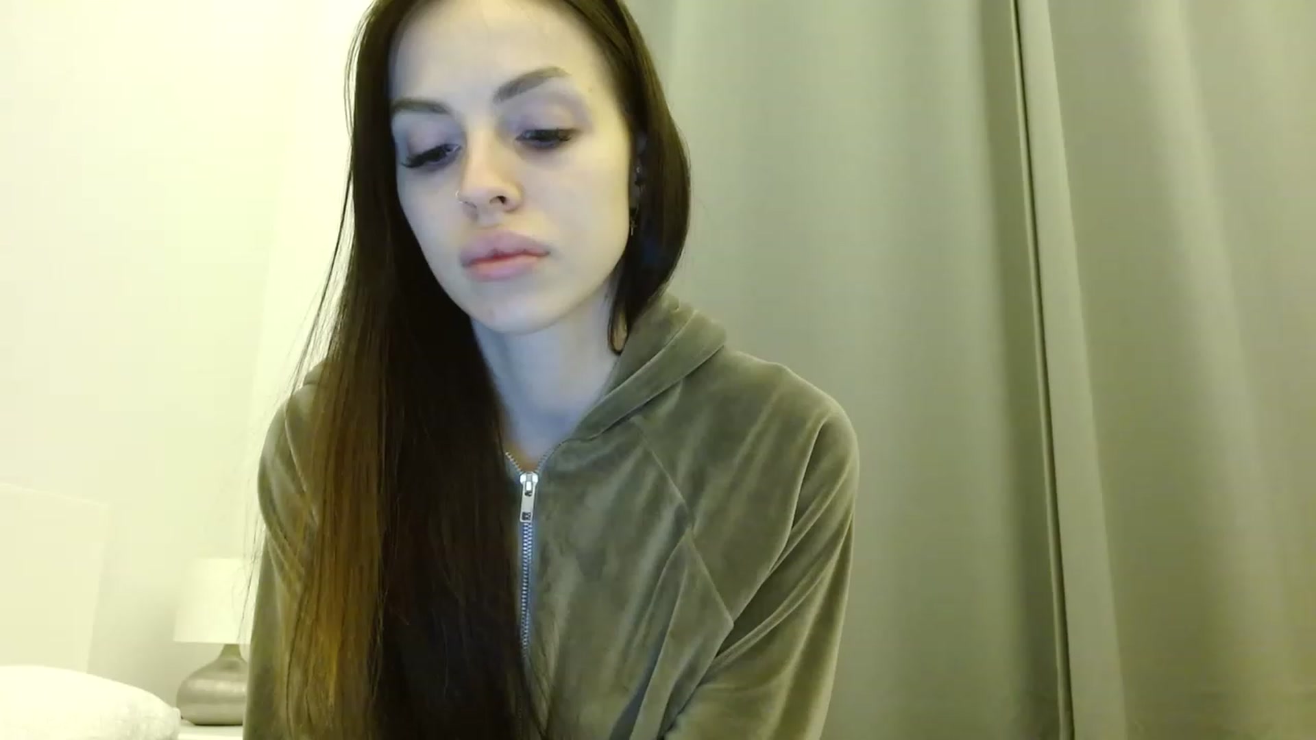 Gallery image thumbnail from Sonyabrage's myfreecams stream on, 12/21/2022, 16:32 image 6 of 20