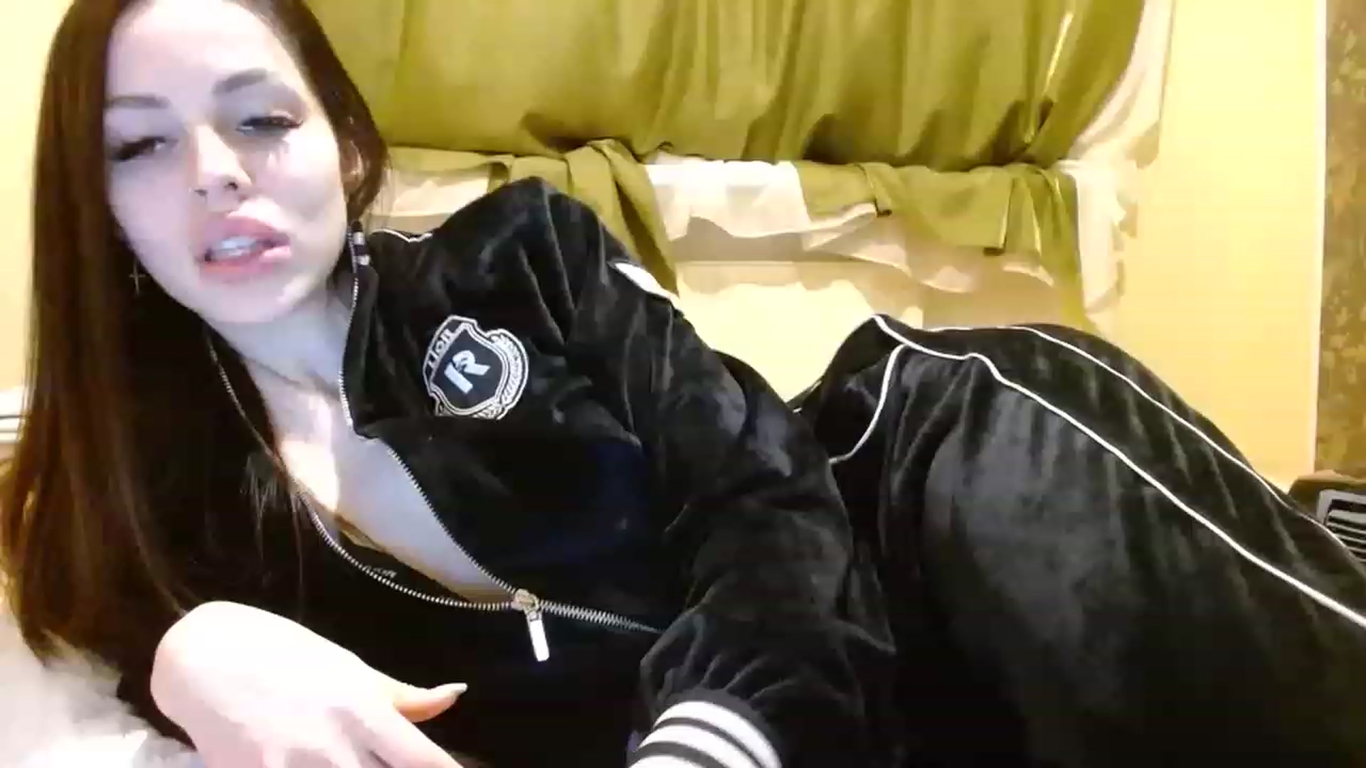 Gallery image thumbnail from Sonyabrage's myfreecams stream on, 01/05/2023, 22:18 image 3 of 20