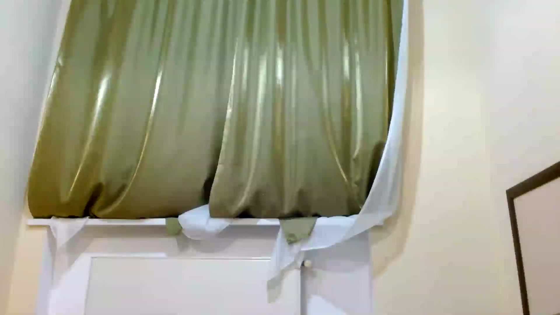 Gallery image thumbnail from Sonyabrage's myfreecams stream on, 01/16/2023, 20:18 image 7 of 20