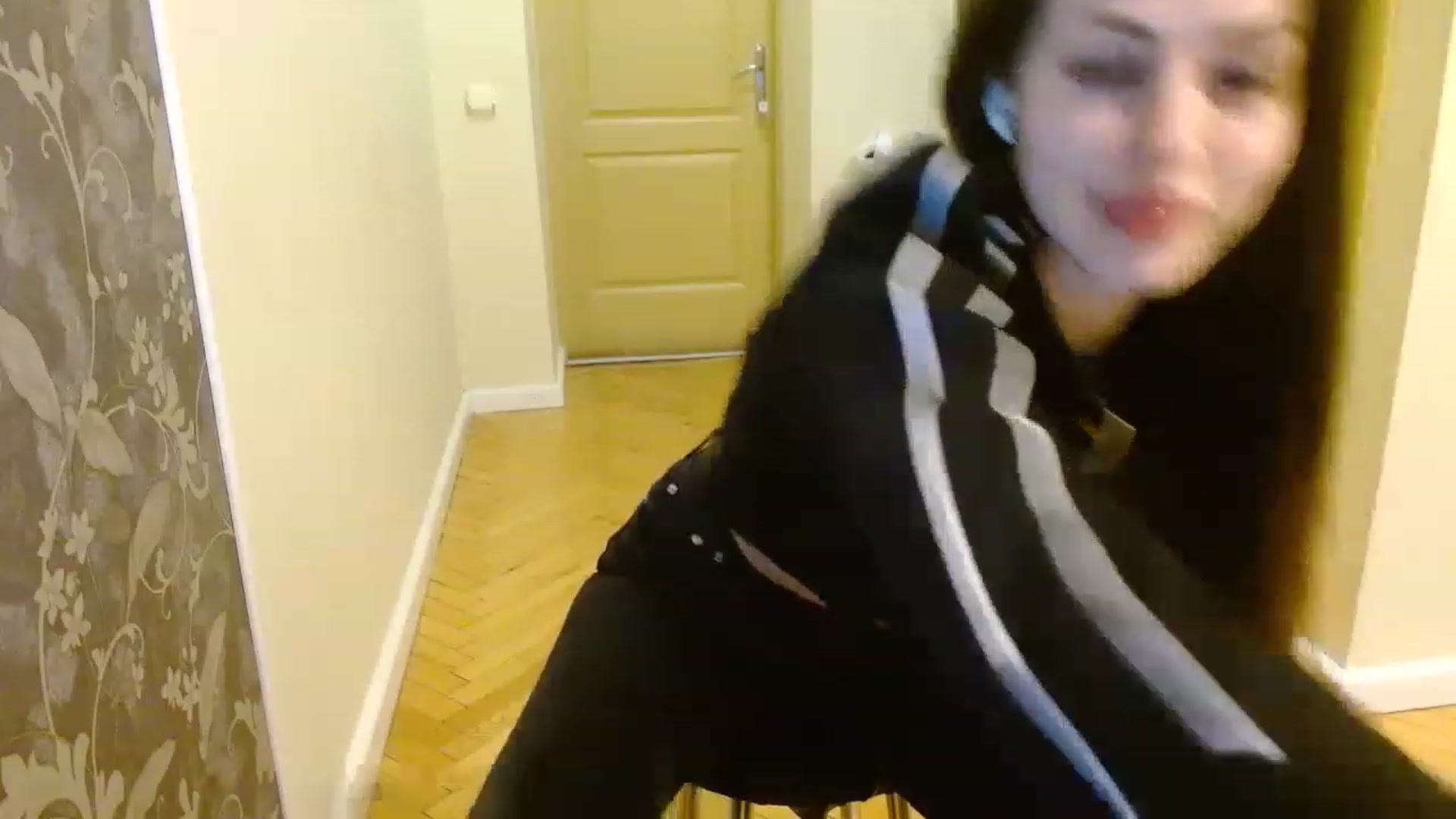 Gallery image thumbnail from Sonyabrage's myfreecams stream on, 01/22/2023, 06:10 image 12 of 20