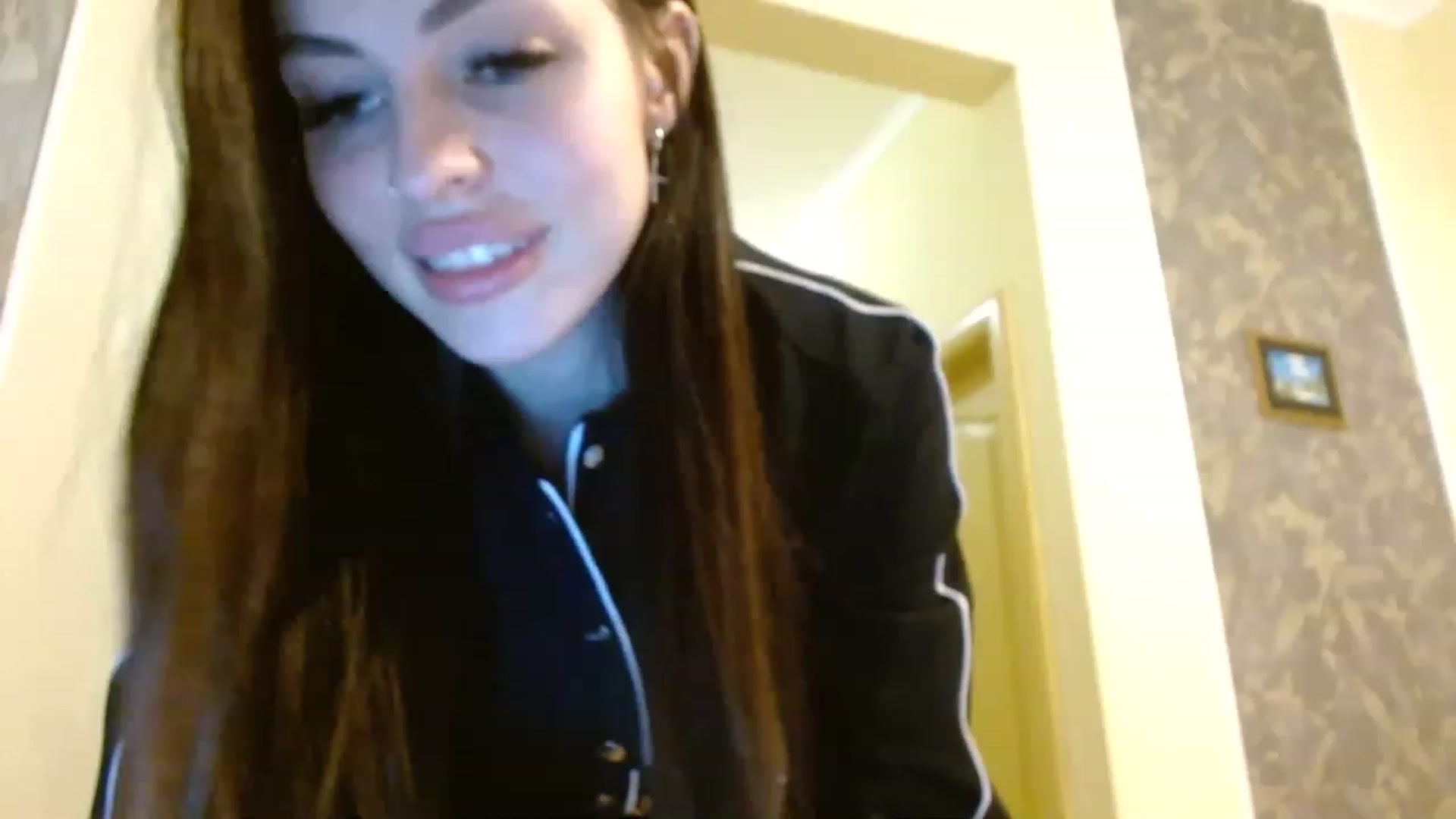 Gallery image thumbnail from Sonyabrage's myfreecams stream on, 01/22/2023, 06:10 image 4 of 20