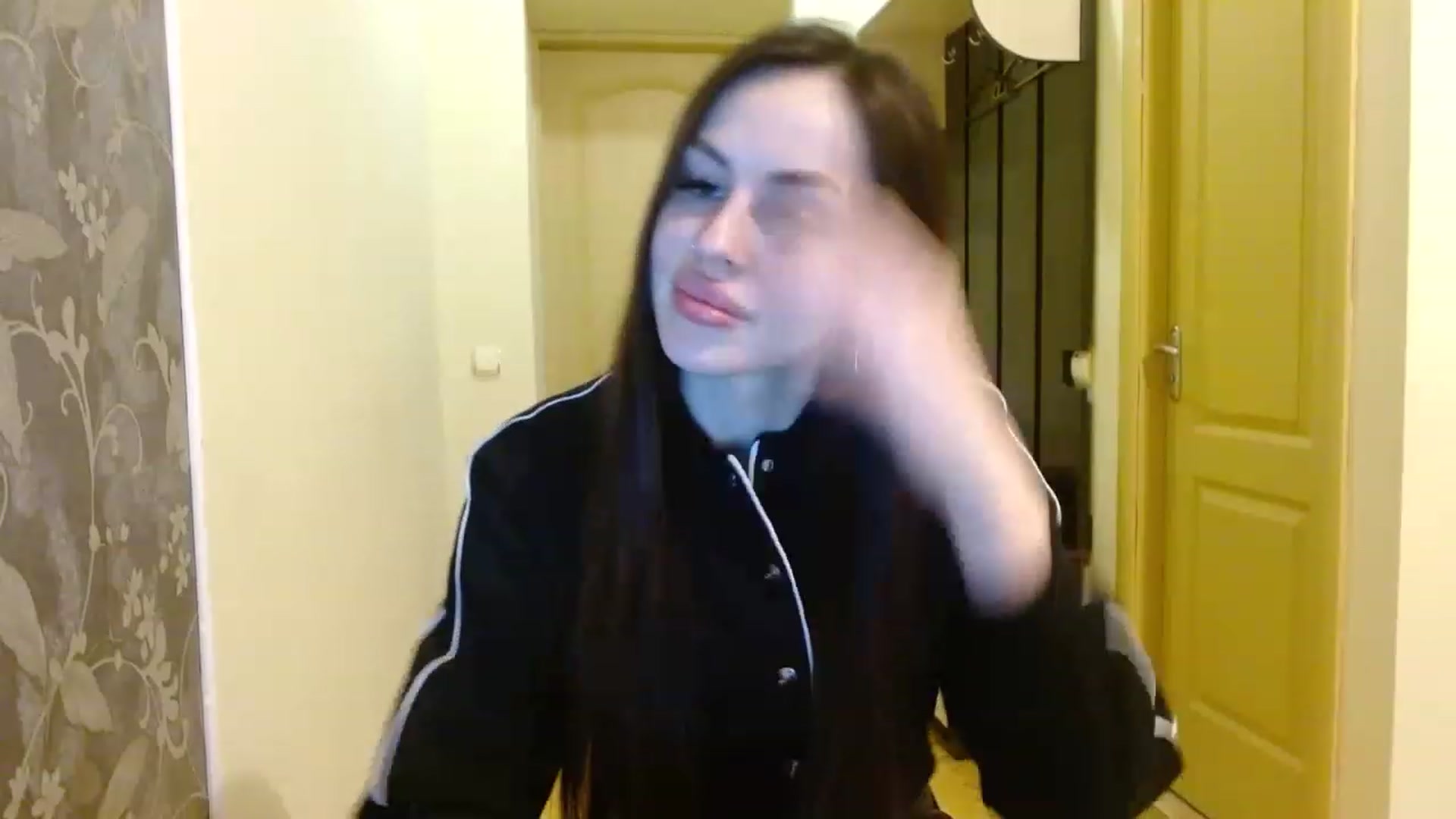 Gallery image thumbnail from Sonyabrage's myfreecams stream on, 01/22/2023, 06:10 image 18 of 20