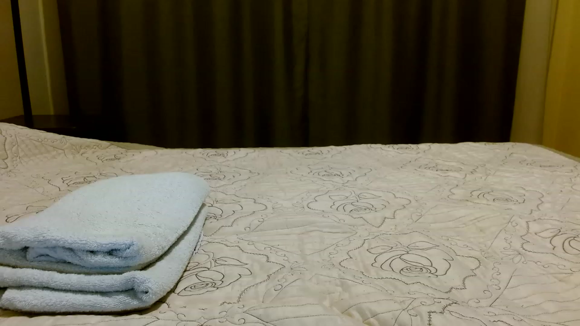 Gallery image thumbnail from Sonyabrage's myfreecams stream on, 01/22/2023, 19:06 image 10 of 20