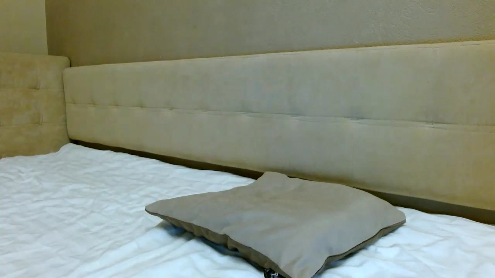 Gallery image thumbnail from Sonyabrage's myfreecams stream on, 01/28/2023, 23:21 image 6 of 20