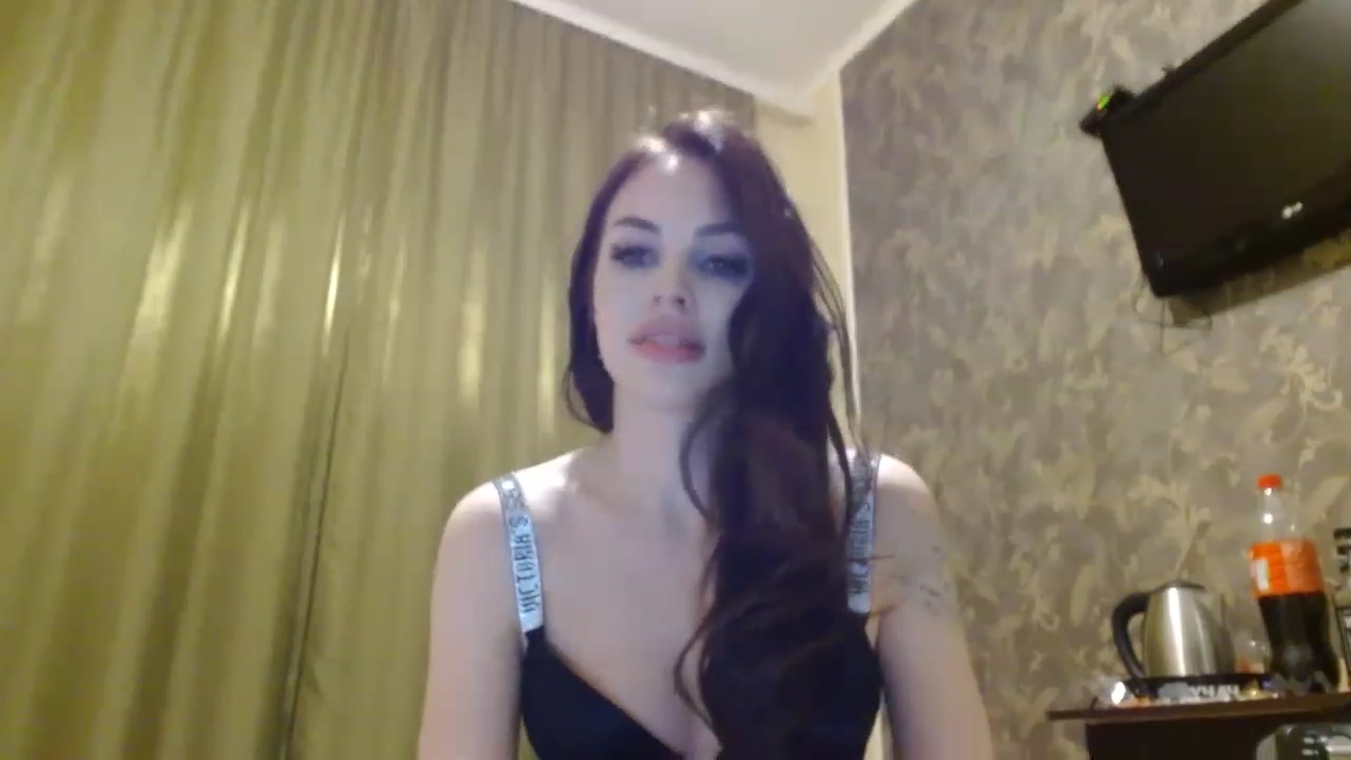 Gallery image thumbnail from Sonyabrage's myfreecams stream on, 01/29/2023, 18:27 image 8 of 20