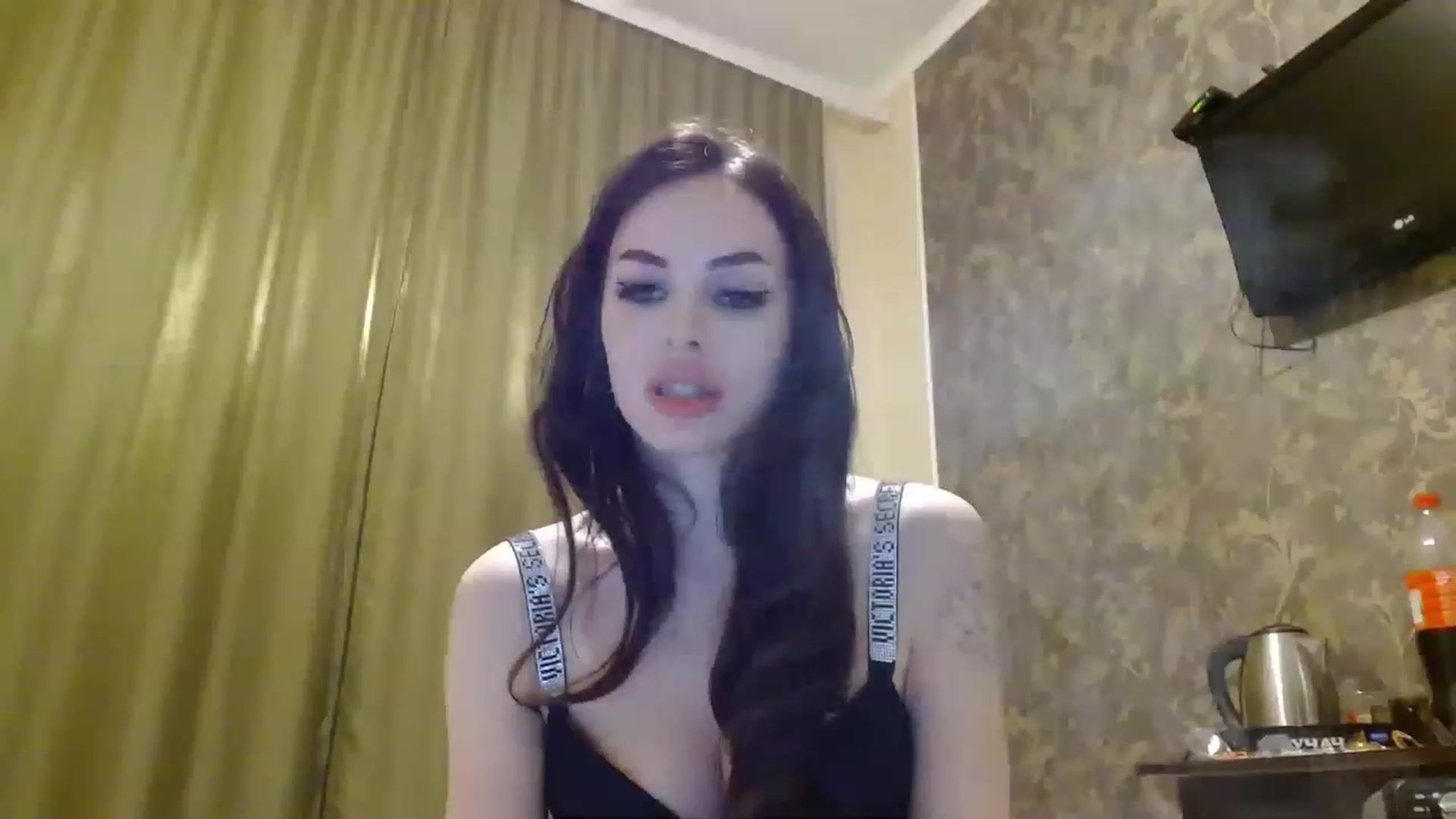 Gallery image thumbnail from Sonyabrage's myfreecams stream on, 01/29/2023, 19:17 image 2 of 20