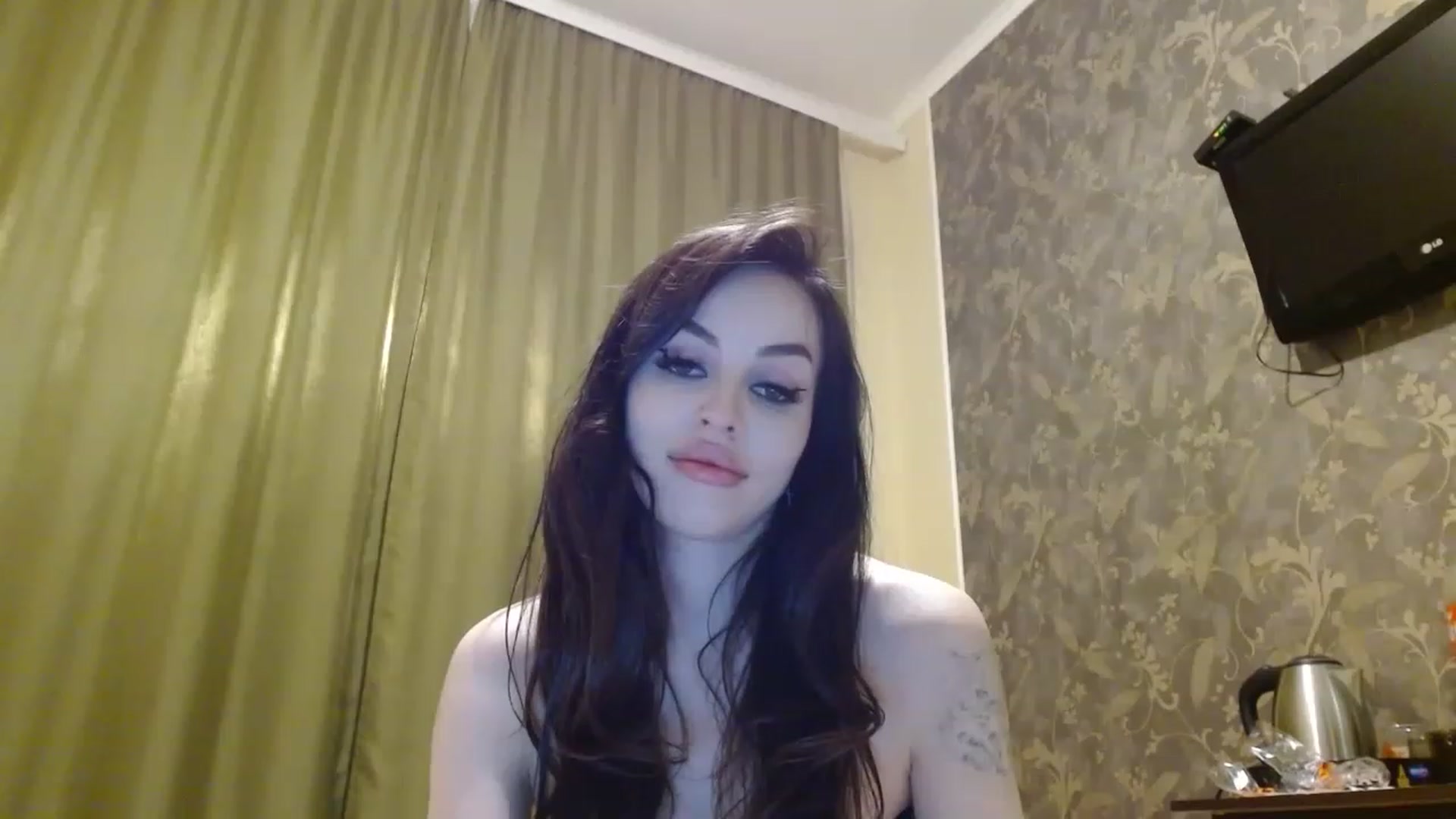 Gallery image thumbnail from Sonyabrage's myfreecams stream on, 01/29/2023, 20:08 image 11 of 20