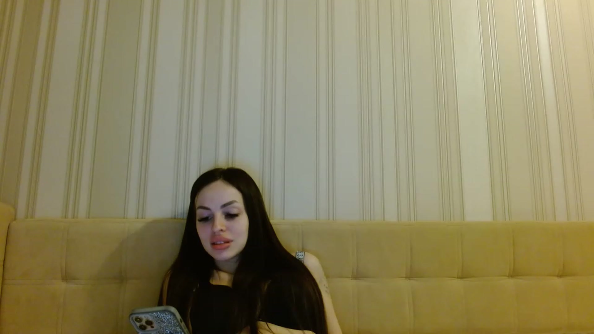 Gallery image thumbnail from Sonyabrage's myfreecams stream on, 02/06/2023, 06:14 image 5 of 20