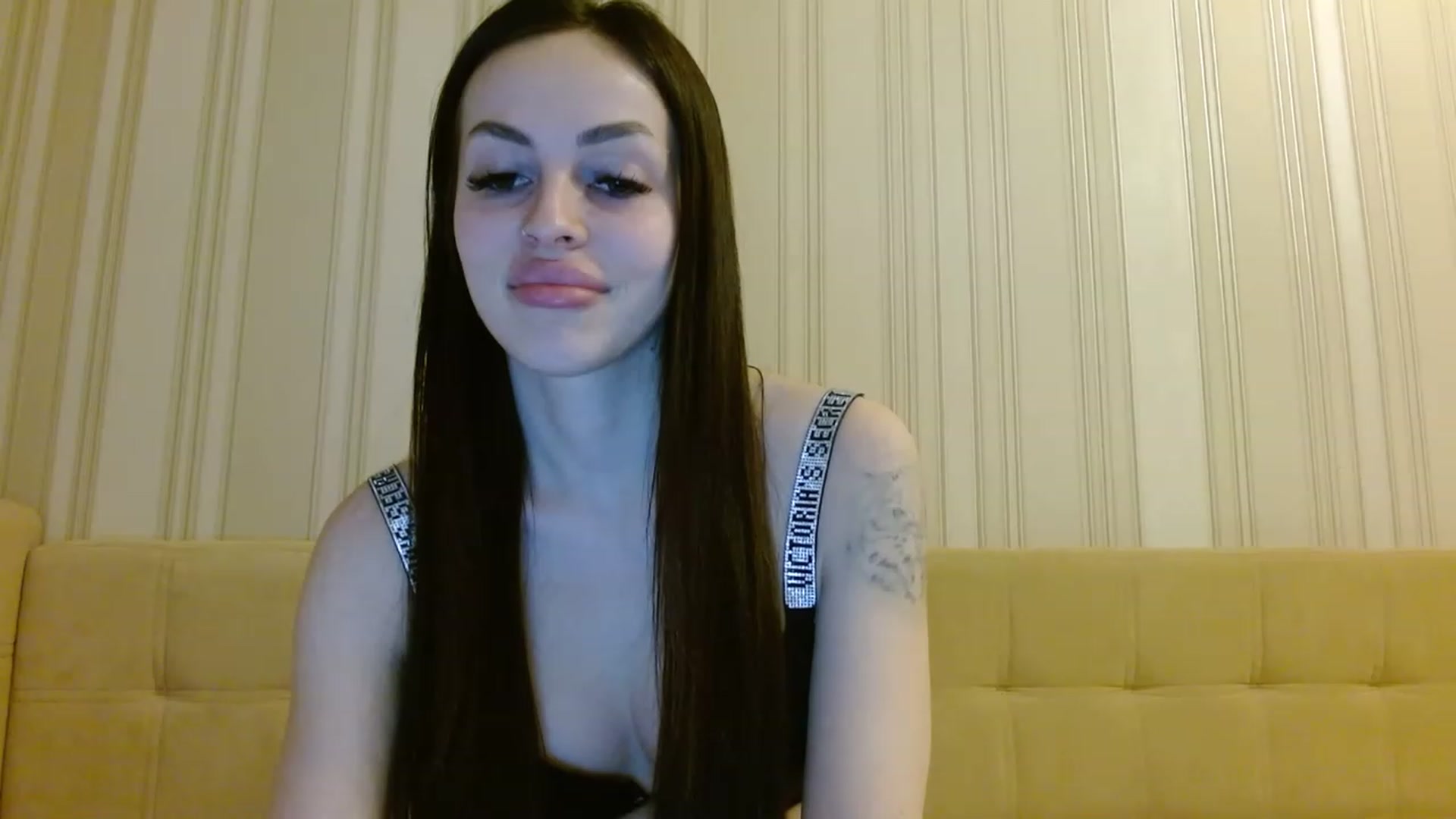 Gallery image thumbnail from Sonyabrage's myfreecams stream on, 02/06/2023, 06:14 image 14 of 20