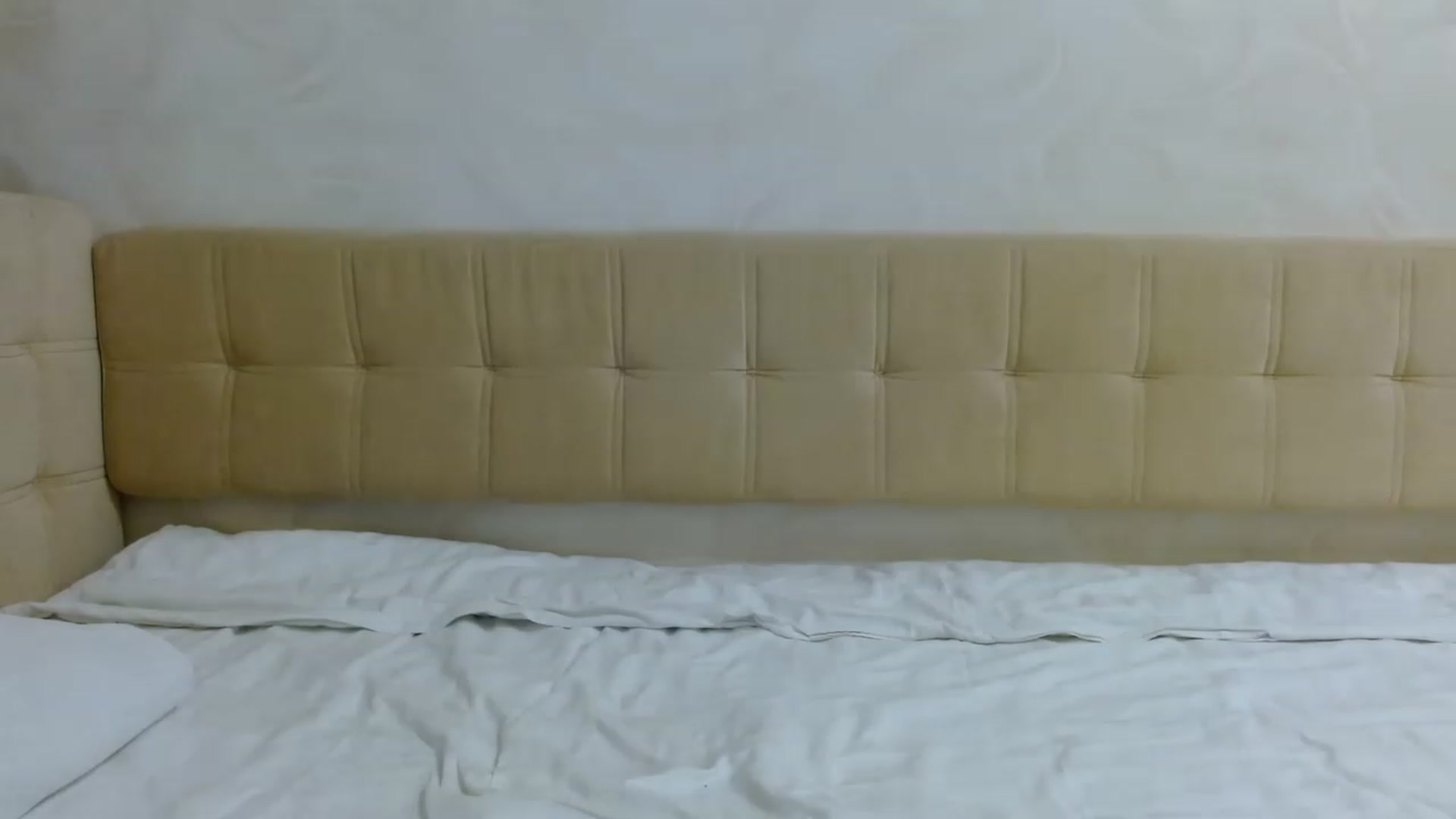 Gallery image thumbnail from Sonyabrage's myfreecams stream on, 02/16/2023, 24:05 image 11 of 20