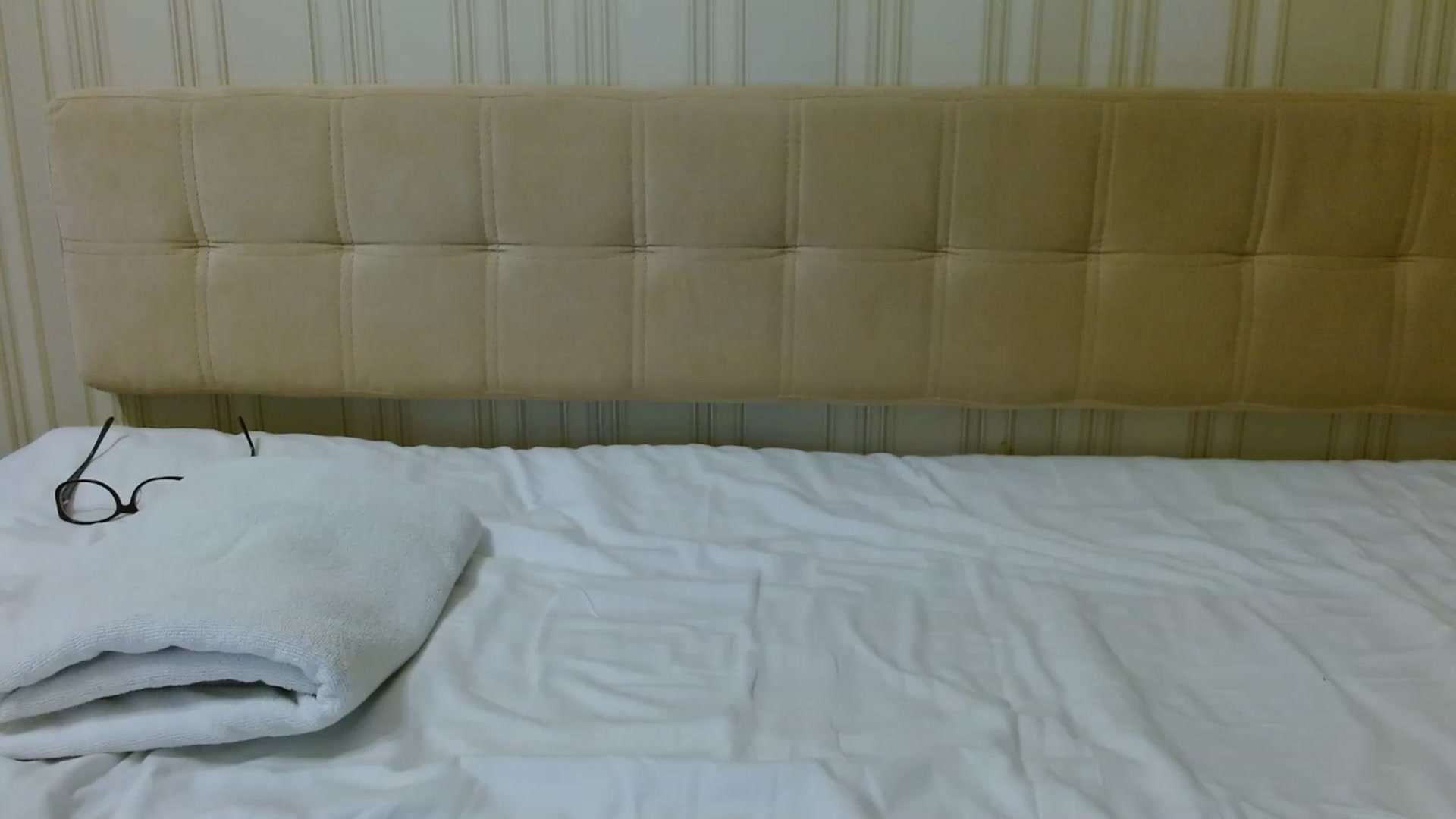 Gallery image thumbnail from Sonyabrage's myfreecams stream on, 02/27/2023, 22:18 image 17 of 20