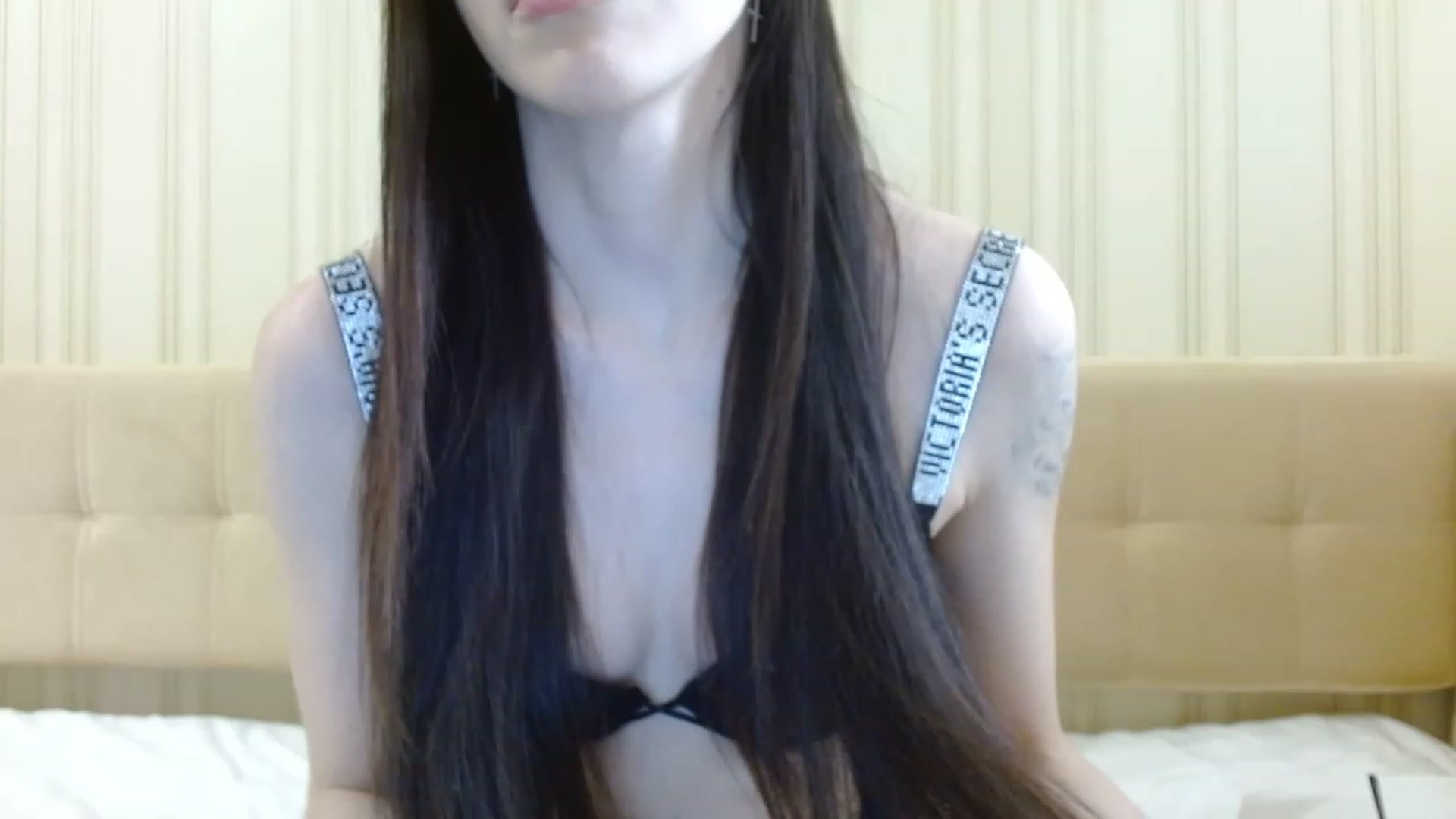 Gallery image thumbnail from Sonyabrage's myfreecams stream on, 02/28/2023, 09:58 image 15 of 20