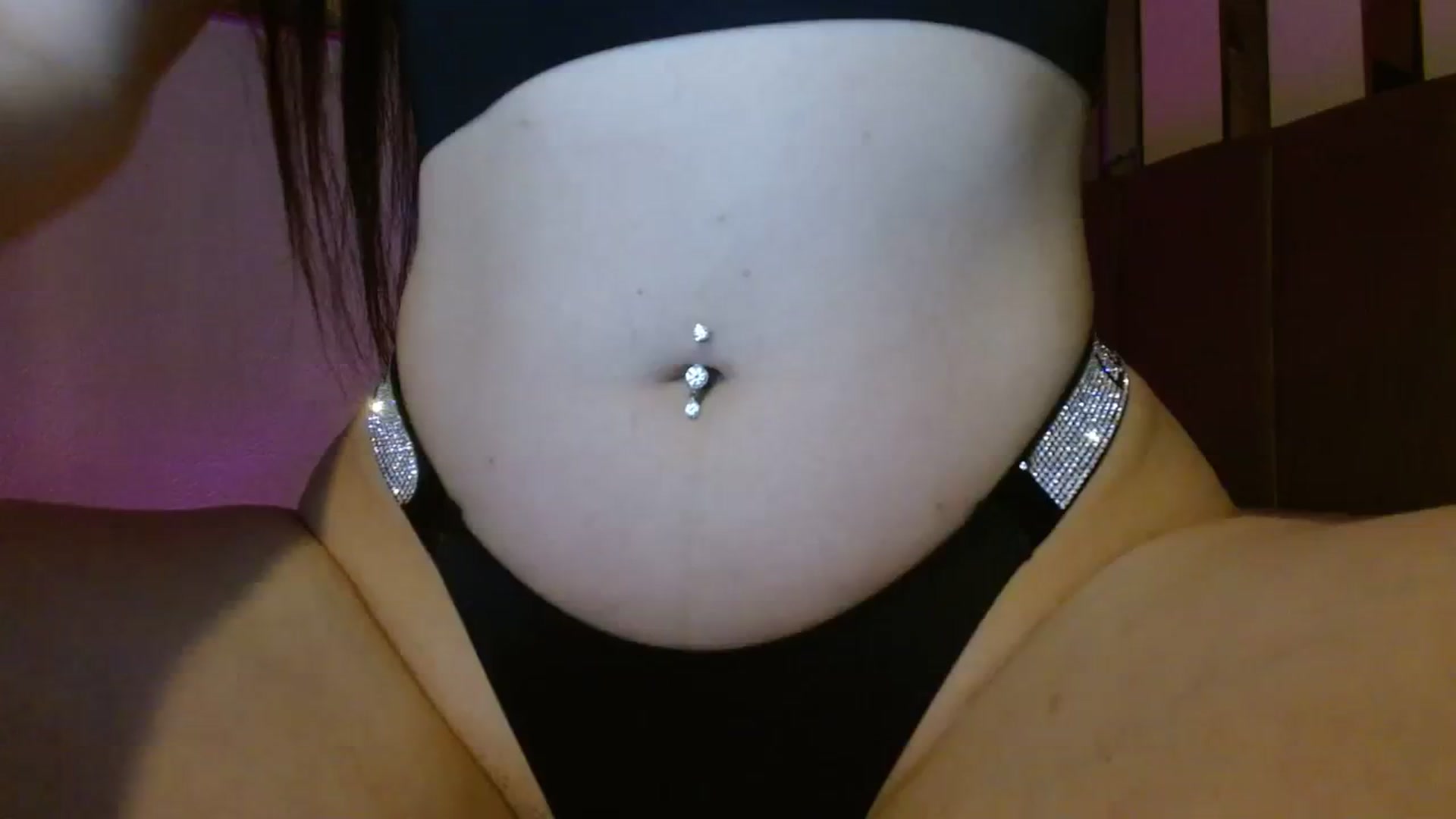 Gallery image thumbnail from Sonyabrage's myfreecams stream on, 11/28/2023, 22:52 image 17 of 20