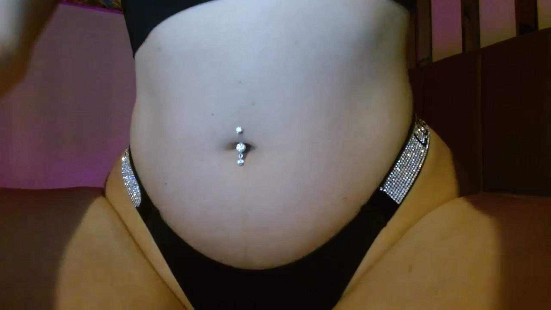 Gallery image thumbnail from Sonyabrage's myfreecams stream on, 11/28/2023, 22:52 image 19 of 20