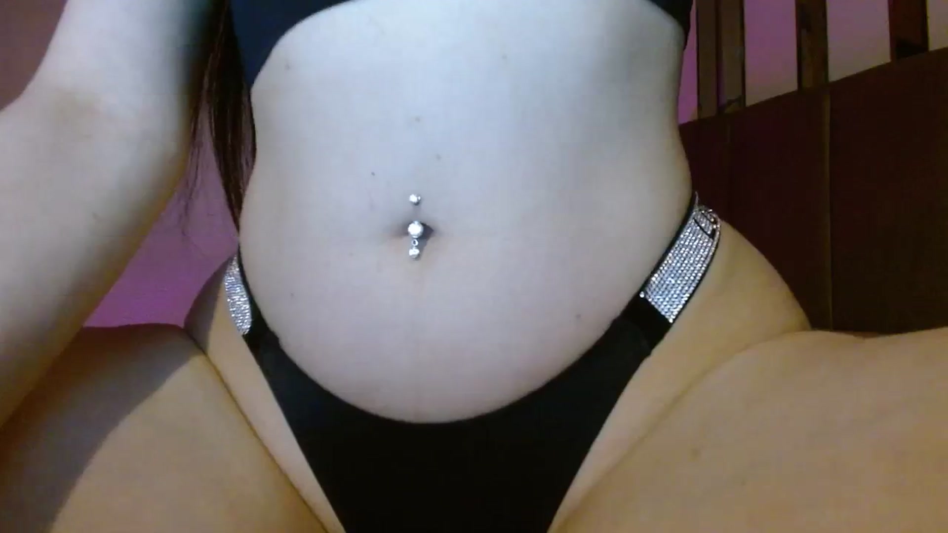 Gallery image thumbnail from Sonyabrage's myfreecams stream on, 11/28/2023, 22:52 image 16 of 20