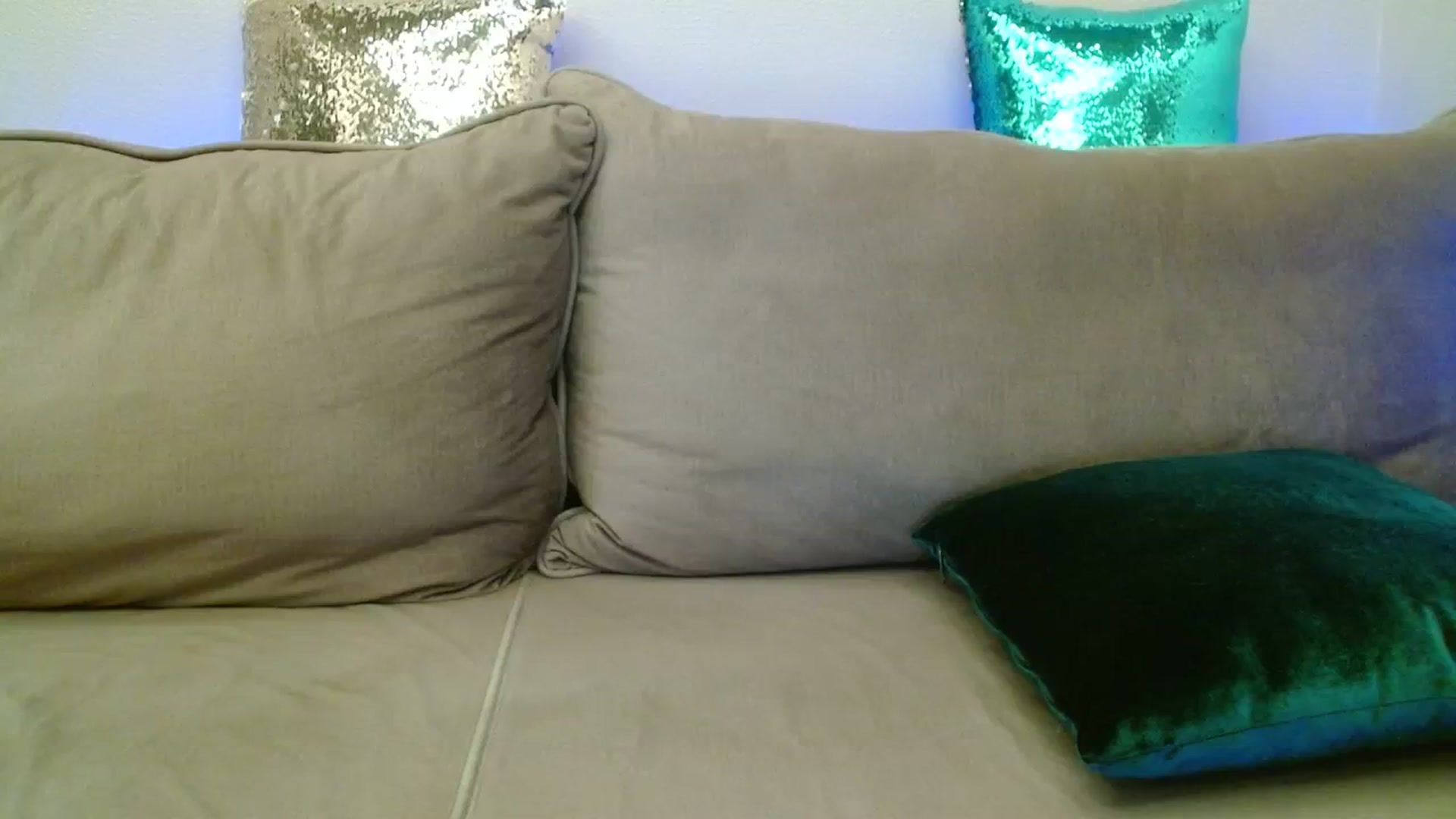 Gallery image thumbnail from Sonyabrage's myfreecams stream on, 12/01/2023, 17:37 image 17 of 20