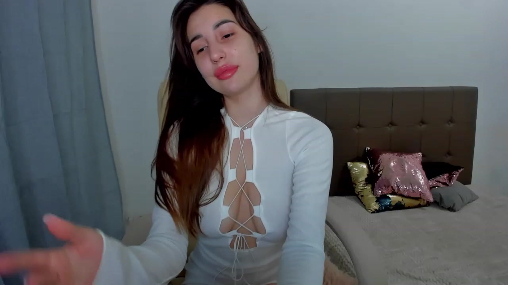 Gallery image thumbnail from Sonyatewill_'s myfreecams stream on, 12/04/2022, 16:46 image 4 of 20