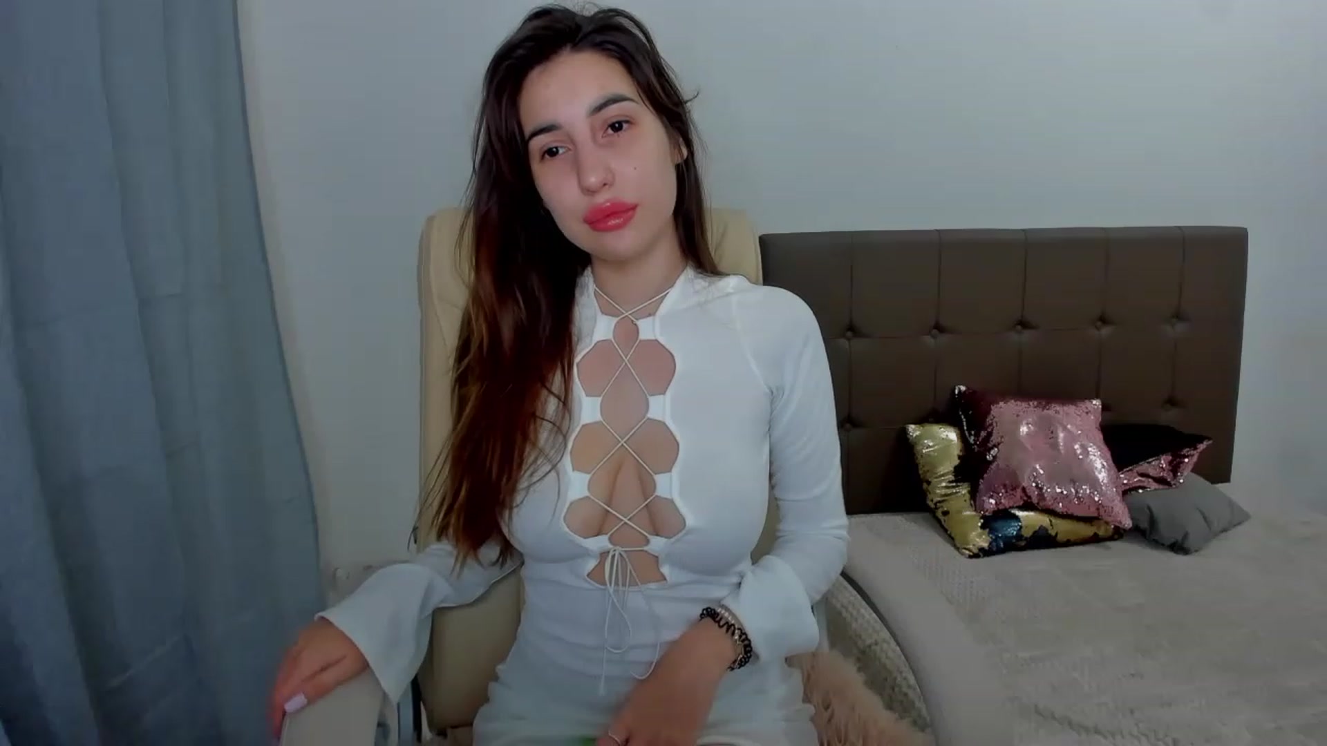 Gallery image thumbnail from Sonyatewill_'s myfreecams stream on, 12/04/2022, 16:46 image 3 of 20