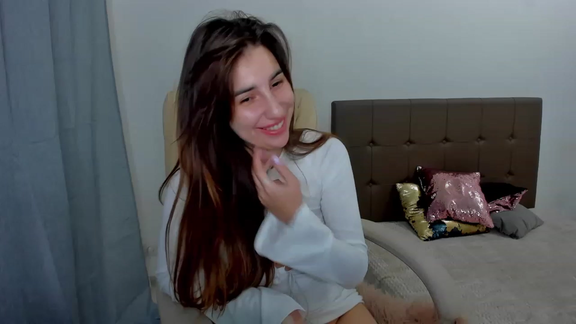 Gallery image thumbnail from Sonyatewill_'s myfreecams stream on, 12/04/2022, 17:54 image 3 of 20