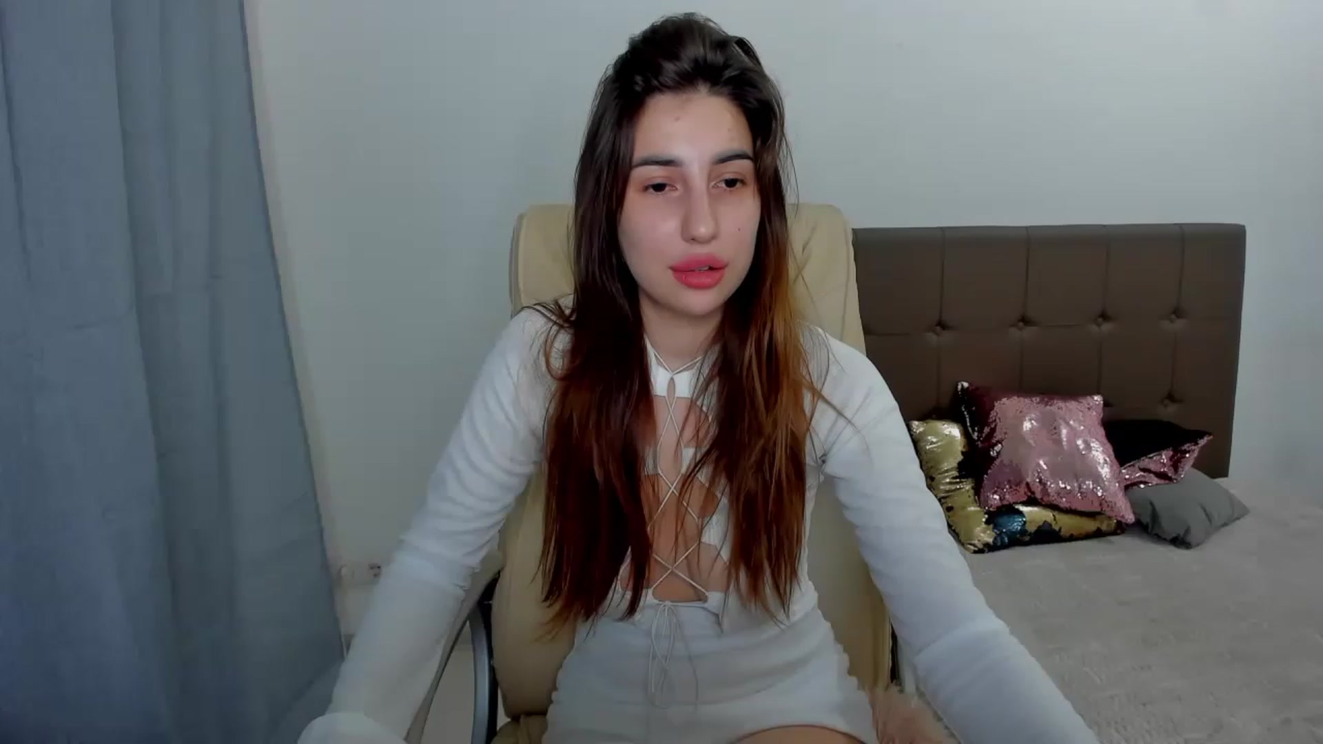 Gallery image thumbnail from Sonyatewill_'s myfreecams stream on, 12/04/2022, 17:54 image 18 of 20