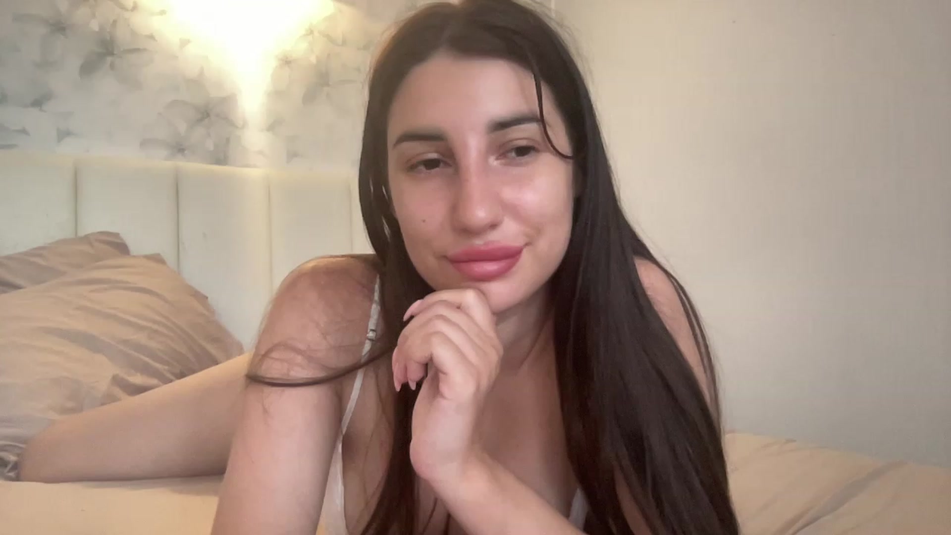 Gallery image thumbnail from Sonyatewill_'s myfreecams stream on, 06/27/2023, 08:44 image 9 of 20