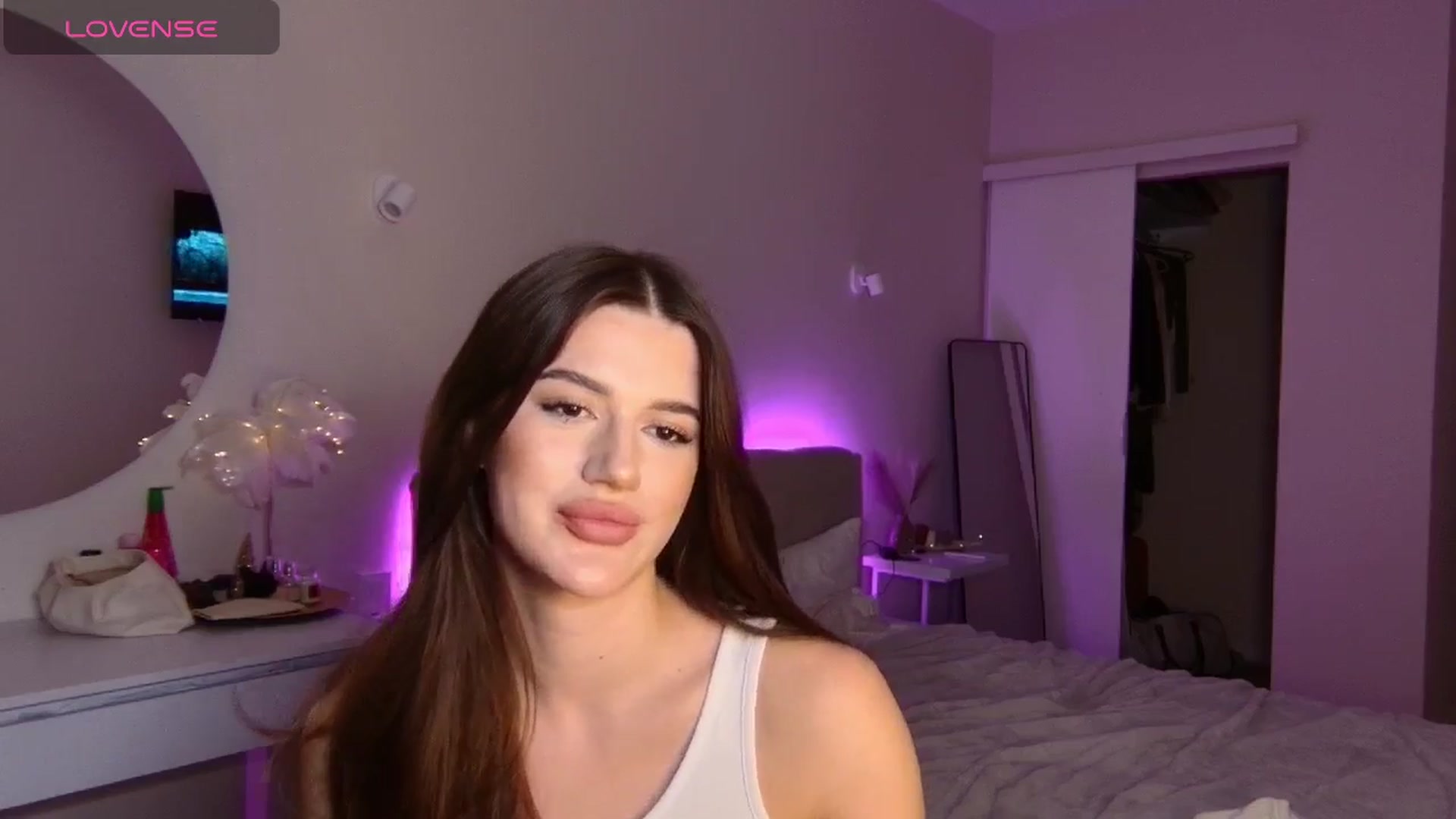 Gallery image thumbnail from Sonyx's myfreecams stream on, 11/26/2024, 19:46 image 6 of 20