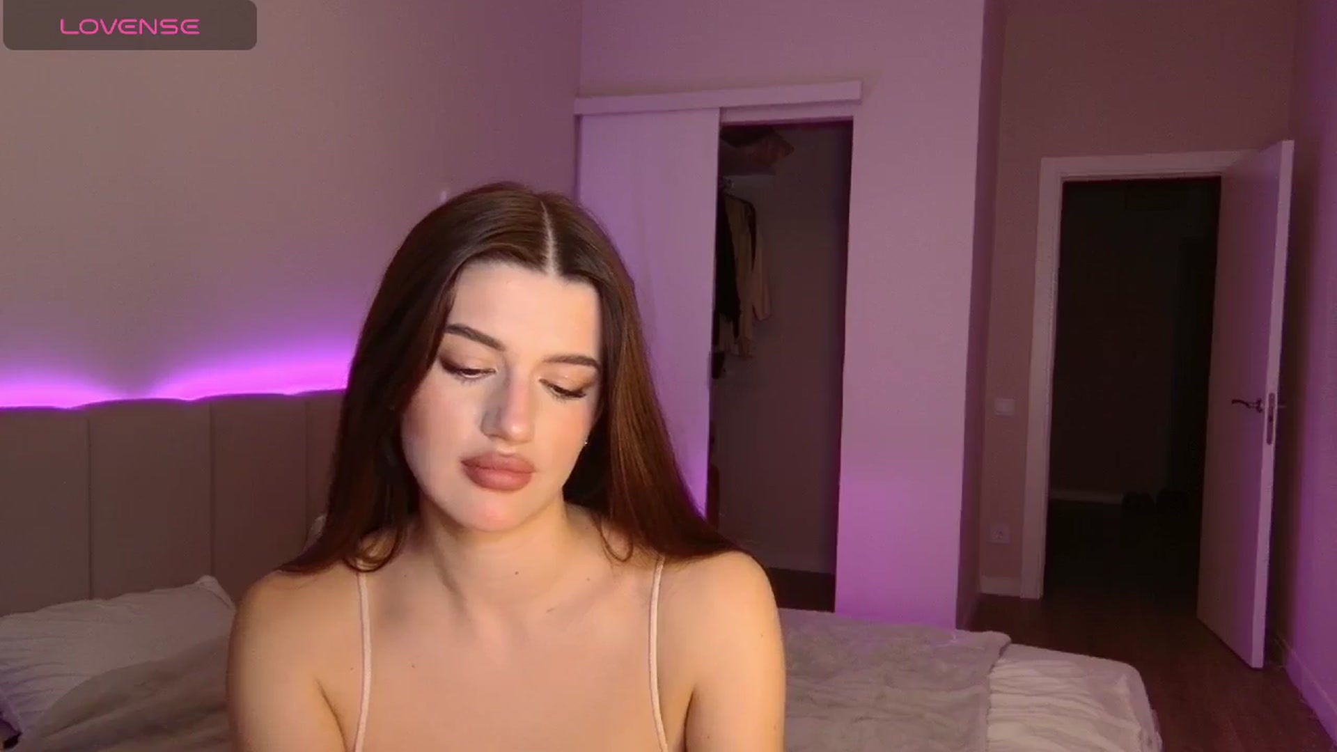 Gallery image thumbnail from Sonyx's myfreecams stream on, 12/02/2024, 19:33 image 16 of 20