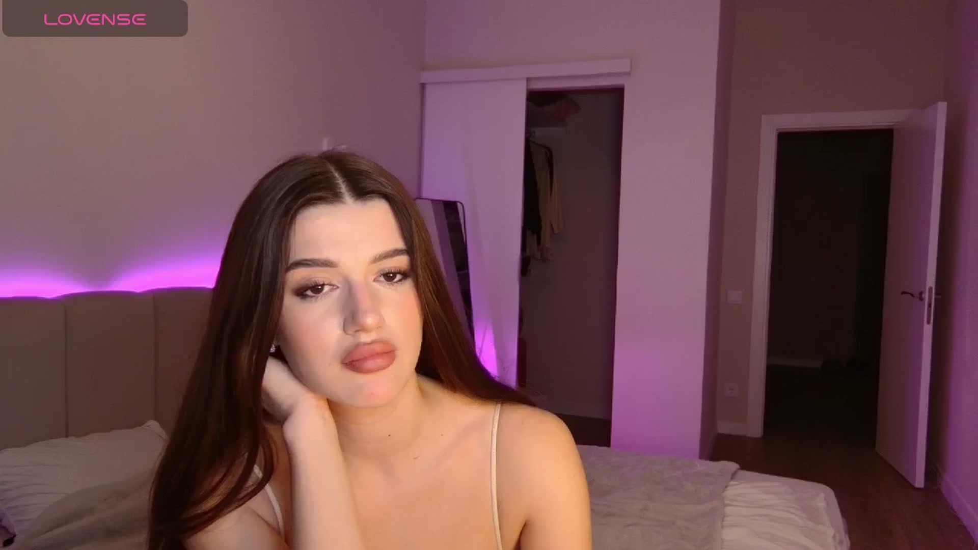 Gallery image thumbnail from Sonyx's myfreecams stream on, 12/02/2024, 19:33 image 14 of 20