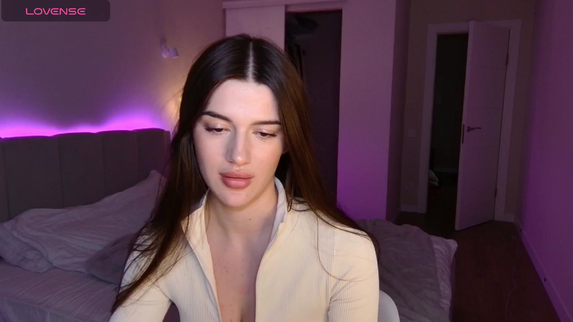 Gallery image thumbnail from Sonyx's myfreecams stream on, 01/14/2025, 24:10 image 11 of 20