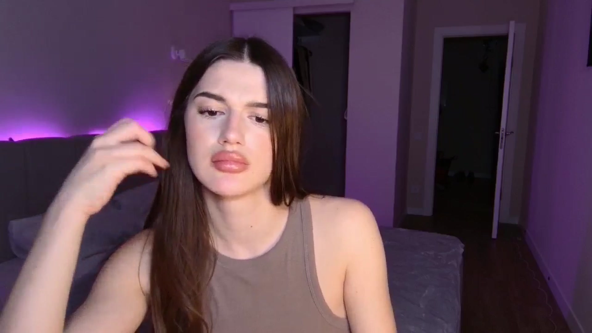 Gallery image thumbnail from Sonyx's myfreecams stream on, 01/22/2025, 23:07 image 15 of 20