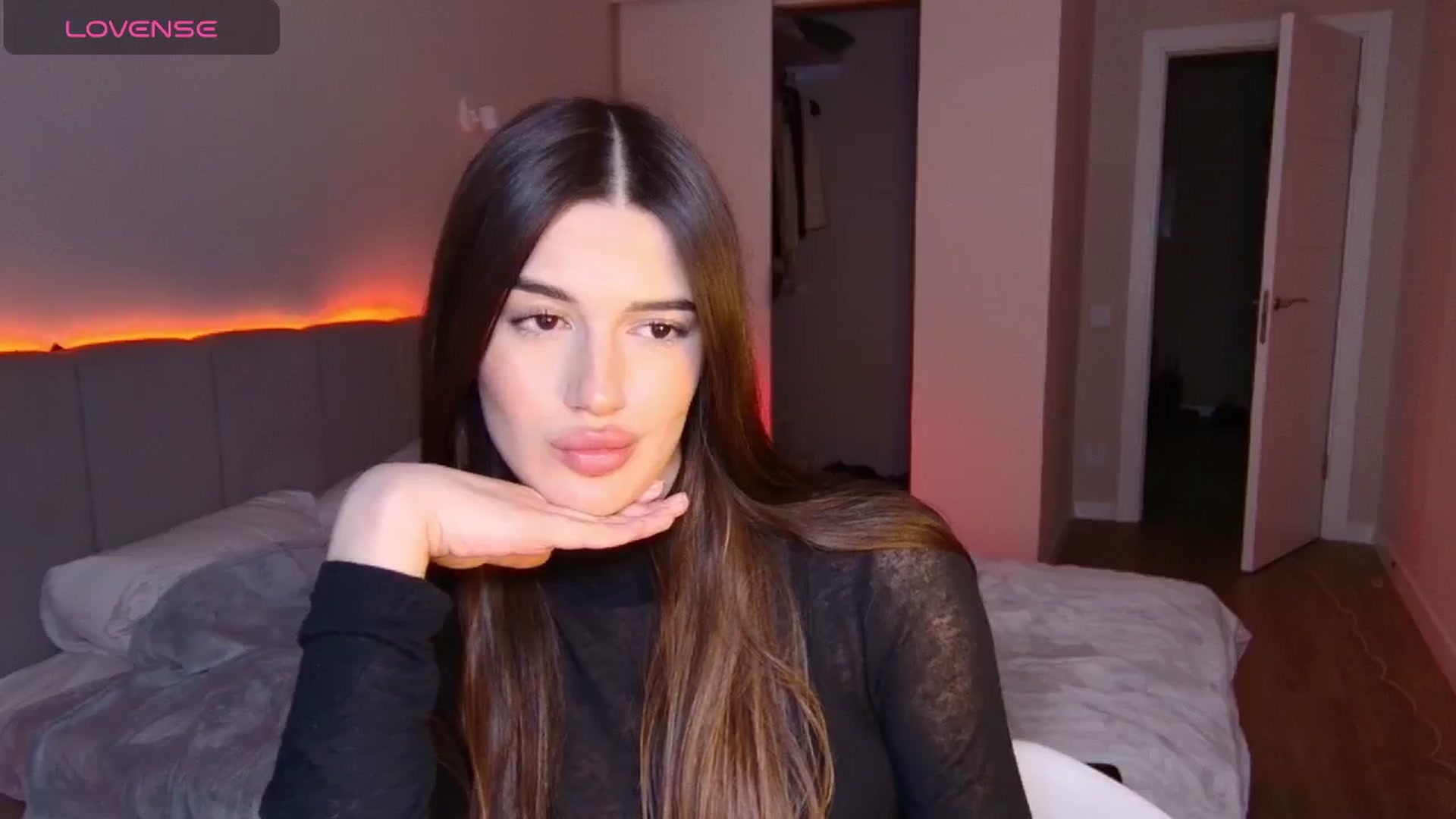 Gallery image thumbnail from Sonyx's myfreecams stream on, 01/27/2025, 21:09 image 10 of 20