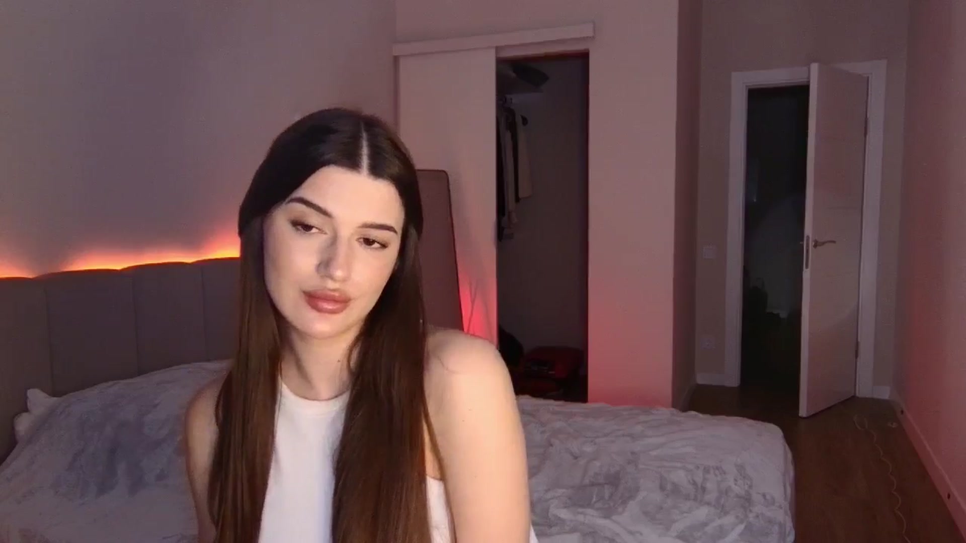 Gallery image thumbnail from Sonyx's myfreecams stream on, 01/28/2025, 21:14 image 4 of 20