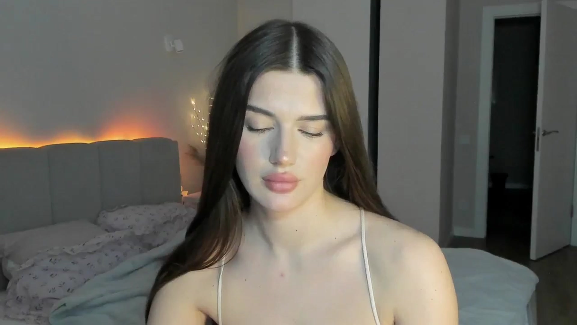 Gallery image thumbnail from Sonyx's myfreecams stream on, 01/30/2025, 21:35 image 12 of 20