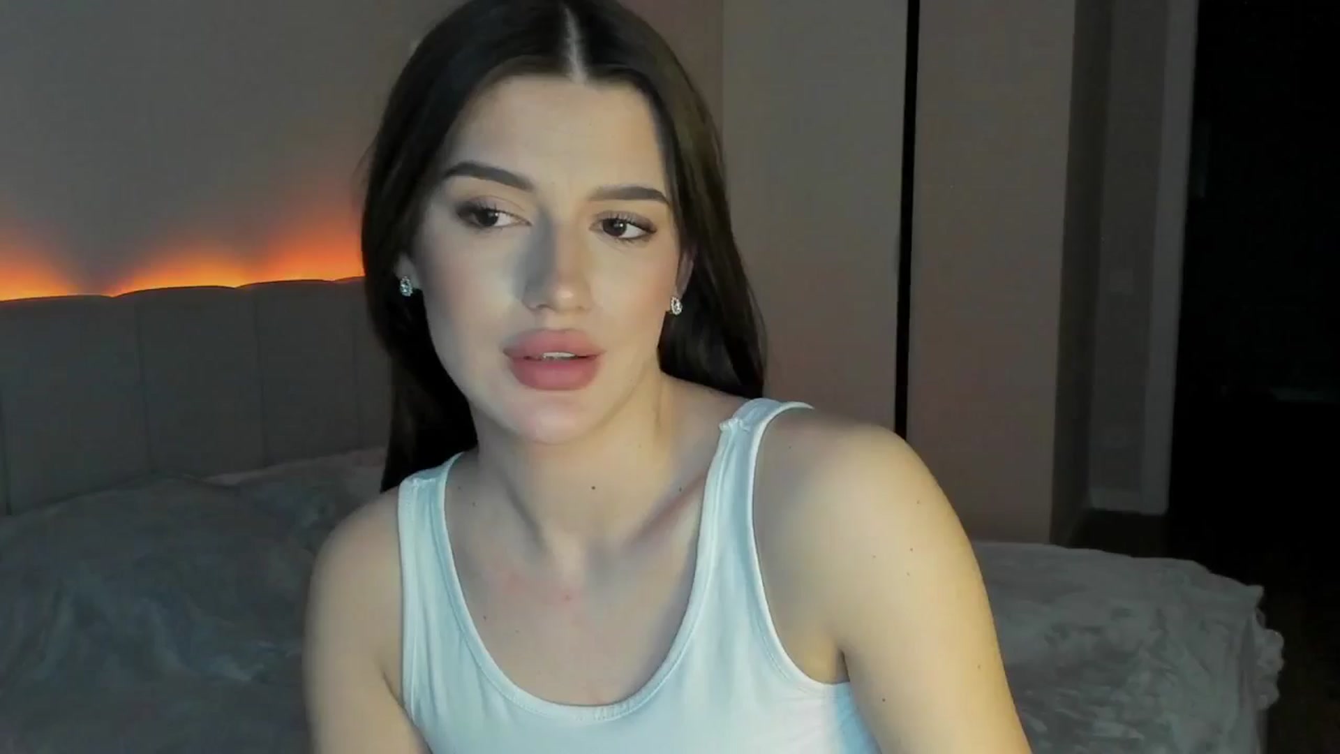 Gallery image thumbnail from Sonyx's myfreecams stream on, 02/05/2025, 22:30 image 1 of 20