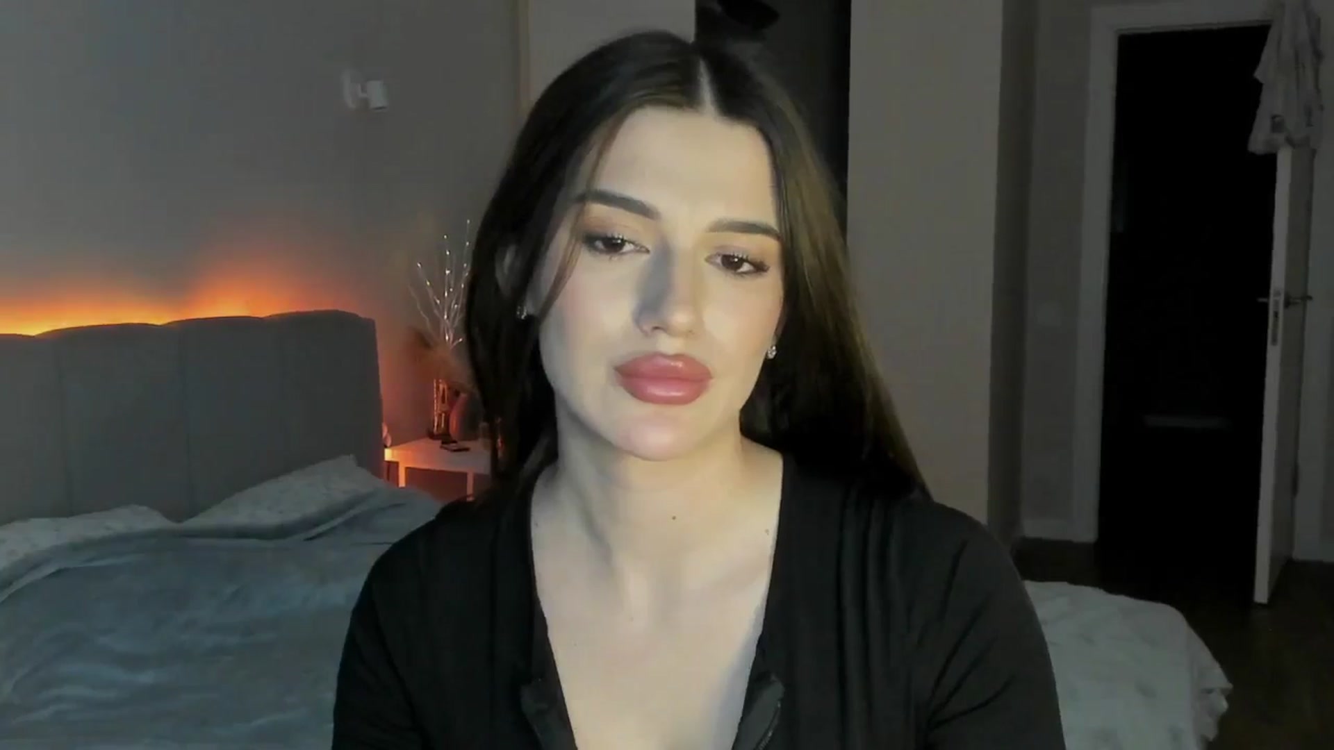 Gallery image thumbnail from Sonyx's myfreecams stream on, 02/06/2025, 21:05 image 3 of 20