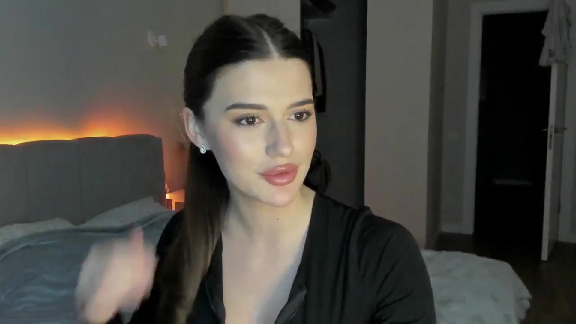 Gallery image thumbnail from Sonyx's myfreecams stream on, 02/06/2025, 21:05 image 5 of 20