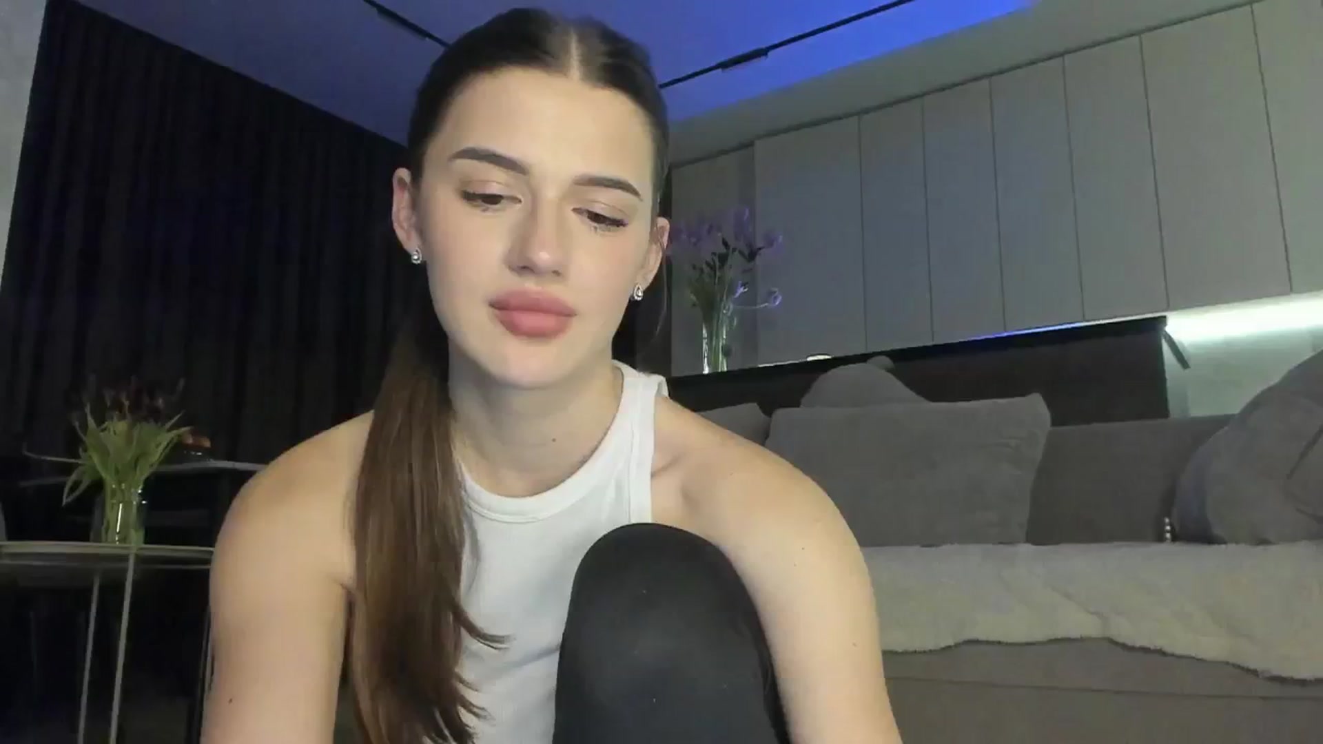 Gallery image thumbnail from Sonyx's myfreecams stream on, 02/22/2025, 21:33 image 6 of 20
