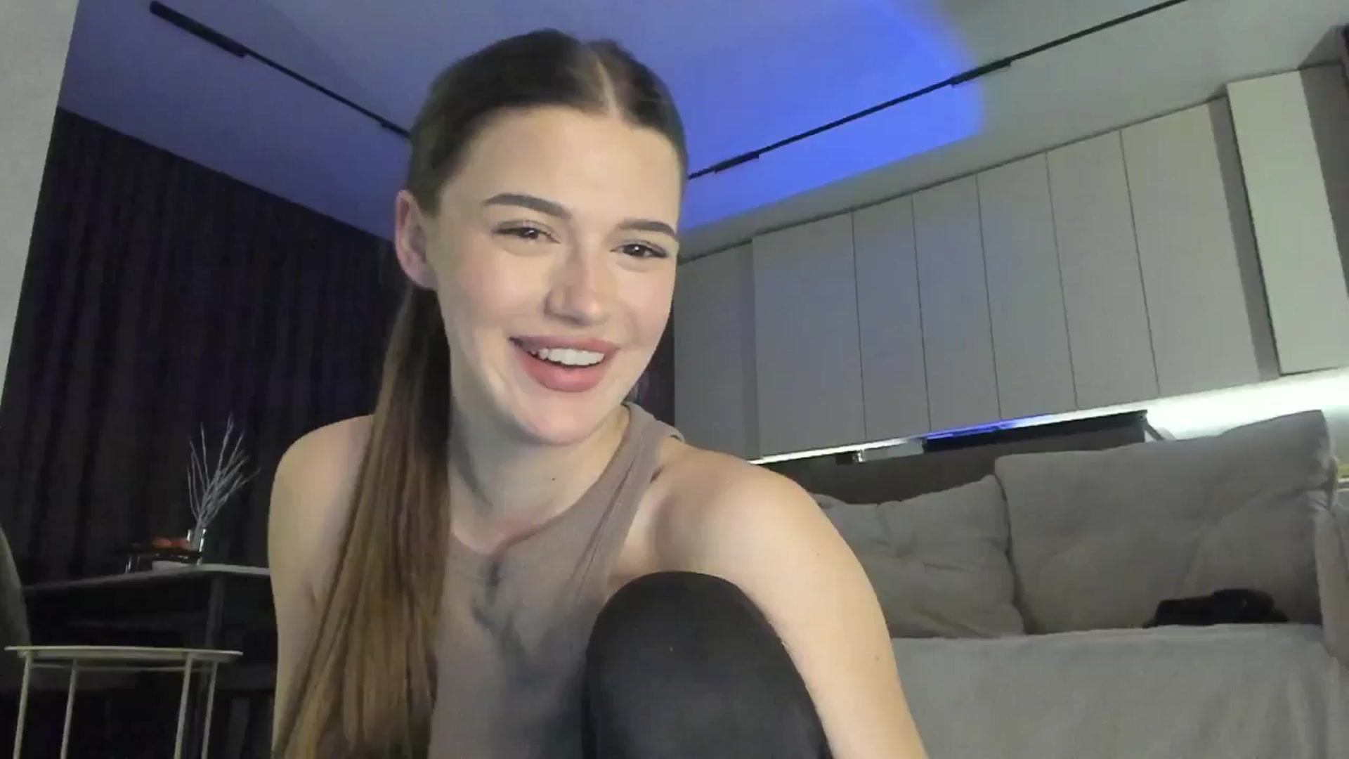 Gallery image thumbnail from Sonyx's myfreecams stream on, 02/27/2025, 17:46 image 4 of 20