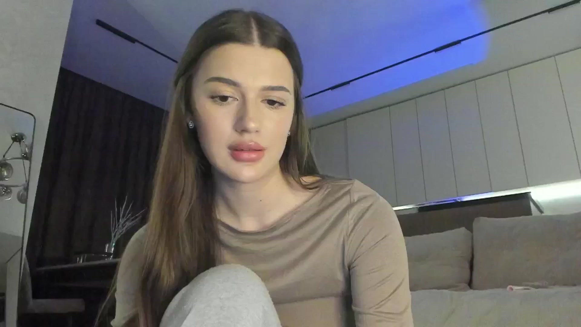 Gallery image thumbnail from Sonyx's myfreecams stream on, 03/06/2025, 18:01 image 8 of 20