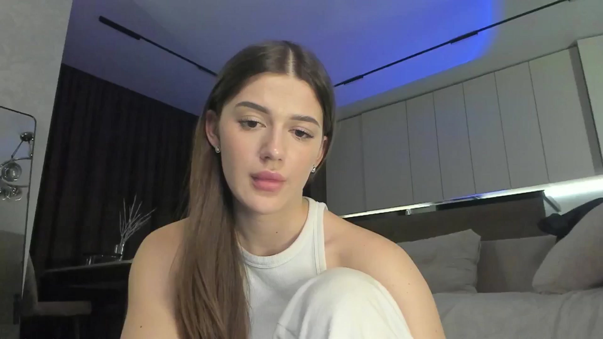Gallery image thumbnail from Sonyx's myfreecams stream on, 03/07/2025, 17:31 image 16 of 20
